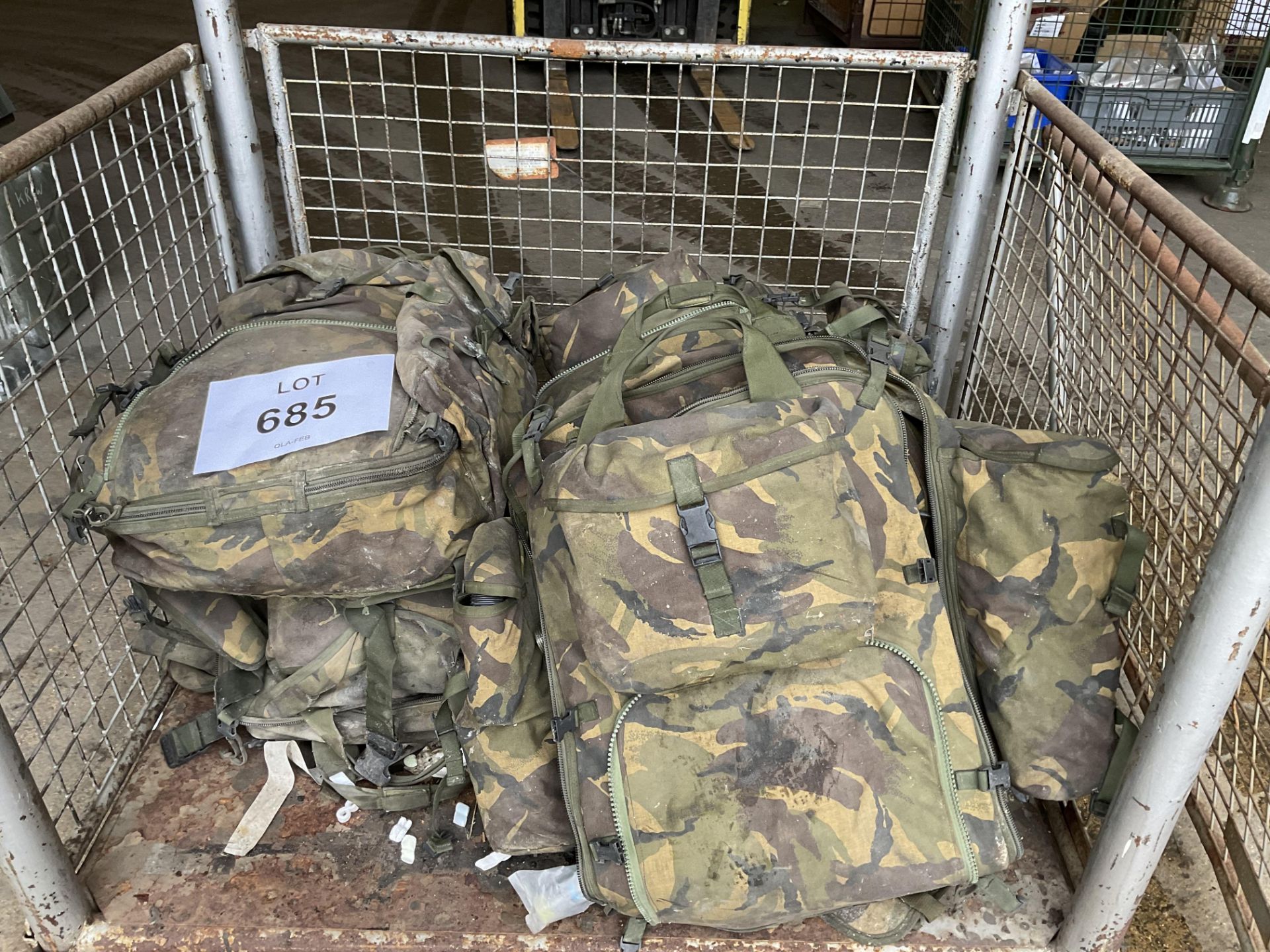 5X DPM RADIO RUCKSACKS C/W EQUIPMENT