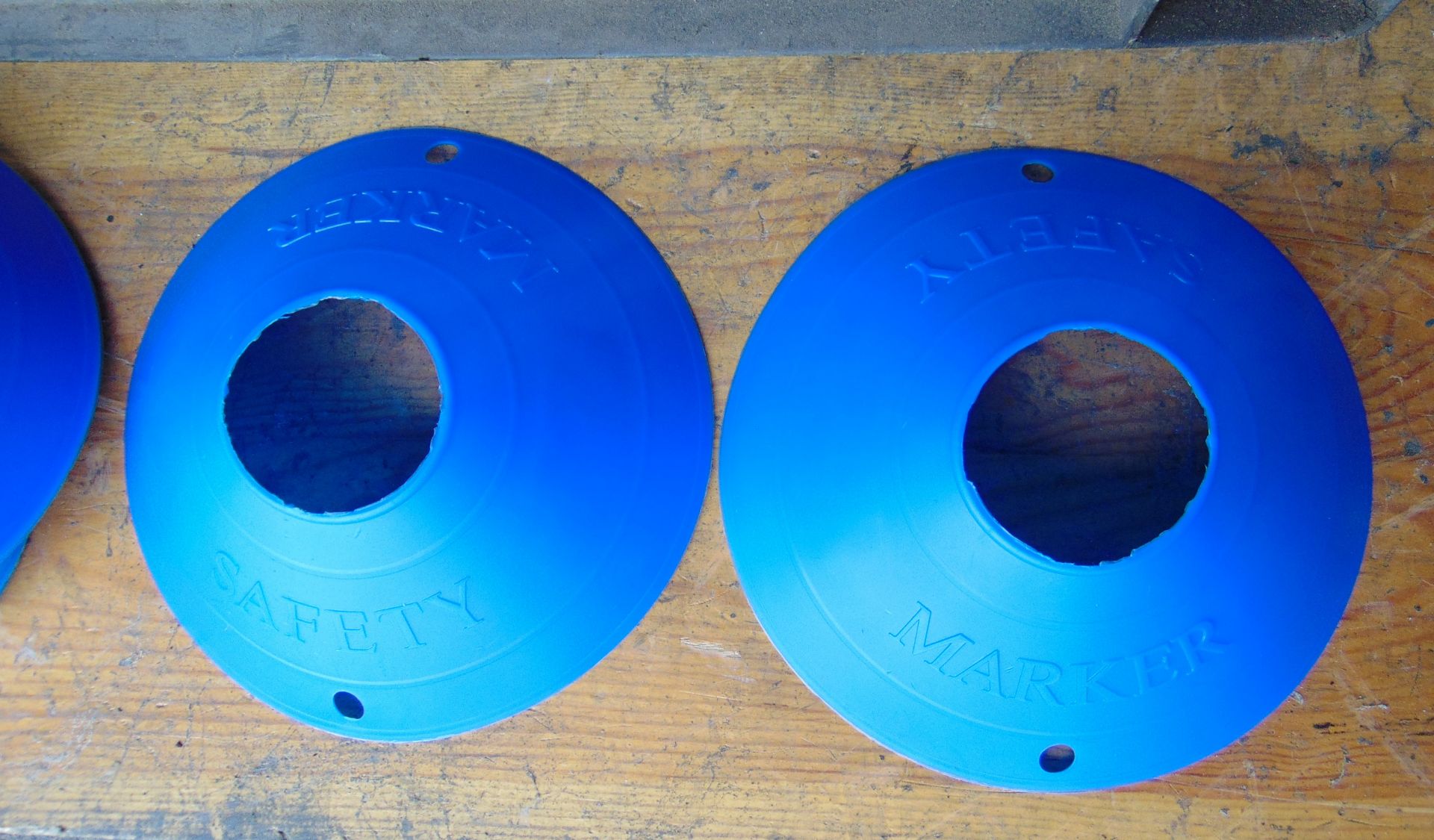 New Unissued Approx. 200 Blue Plastic Safety Markers - Image 3 of 4