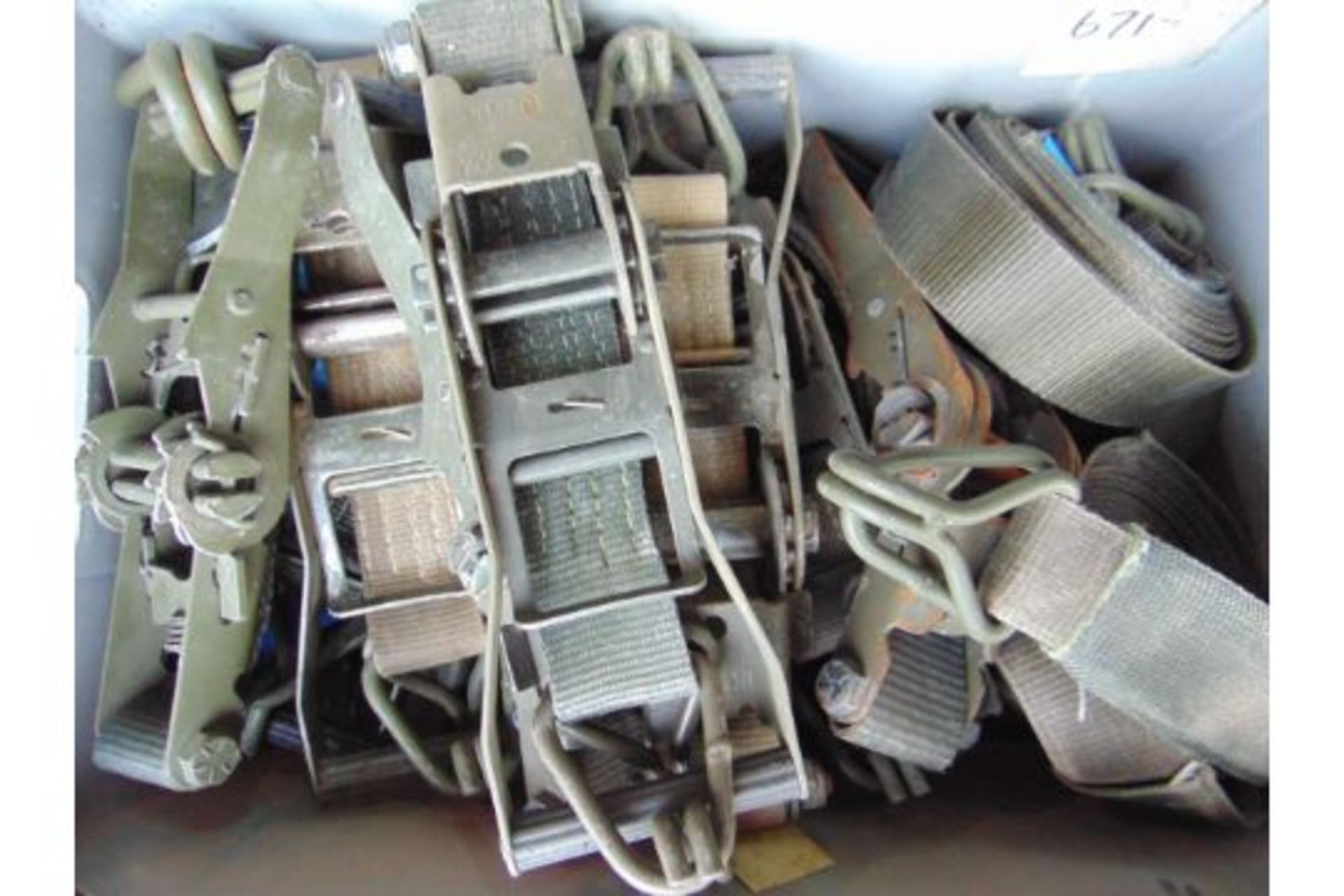 10 x Ratchet Type Load Straps from MoD - Image 3 of 3