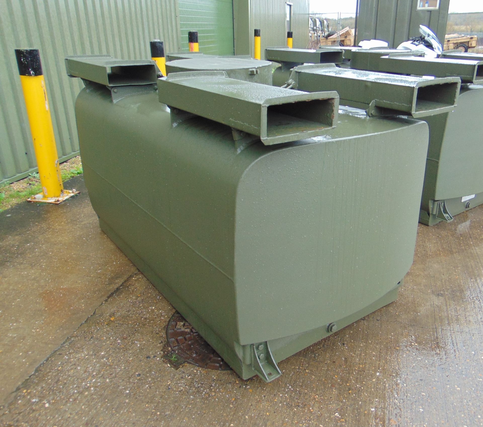 Gloster Saro 2,200 Ltr Aluminium Fuel / Fluid Distribution Tank - Image 3 of 15