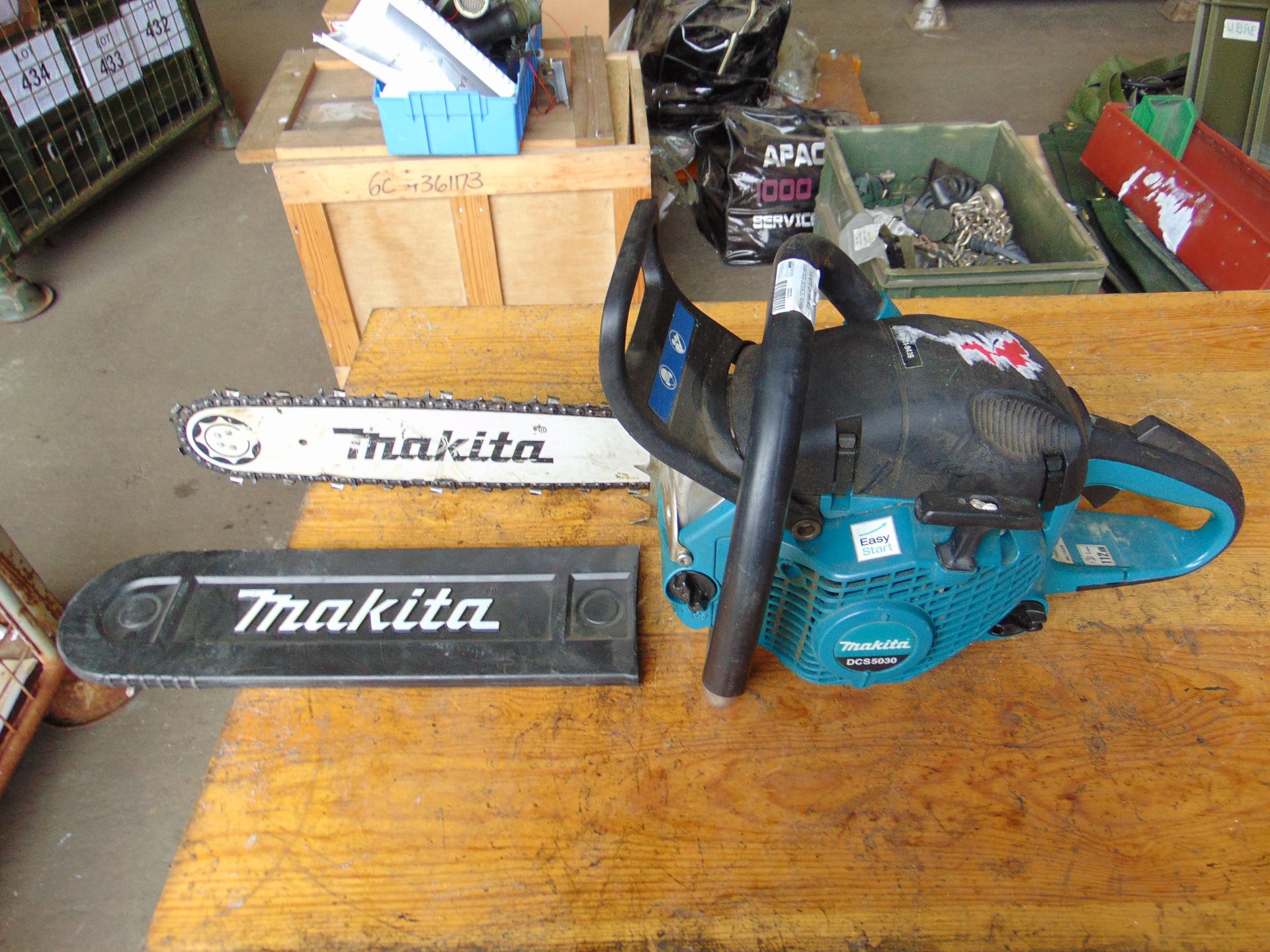 MAKITA DCS 5030 50CC Chainsaw c/w Chain Guard from MoD - Image 2 of 5
