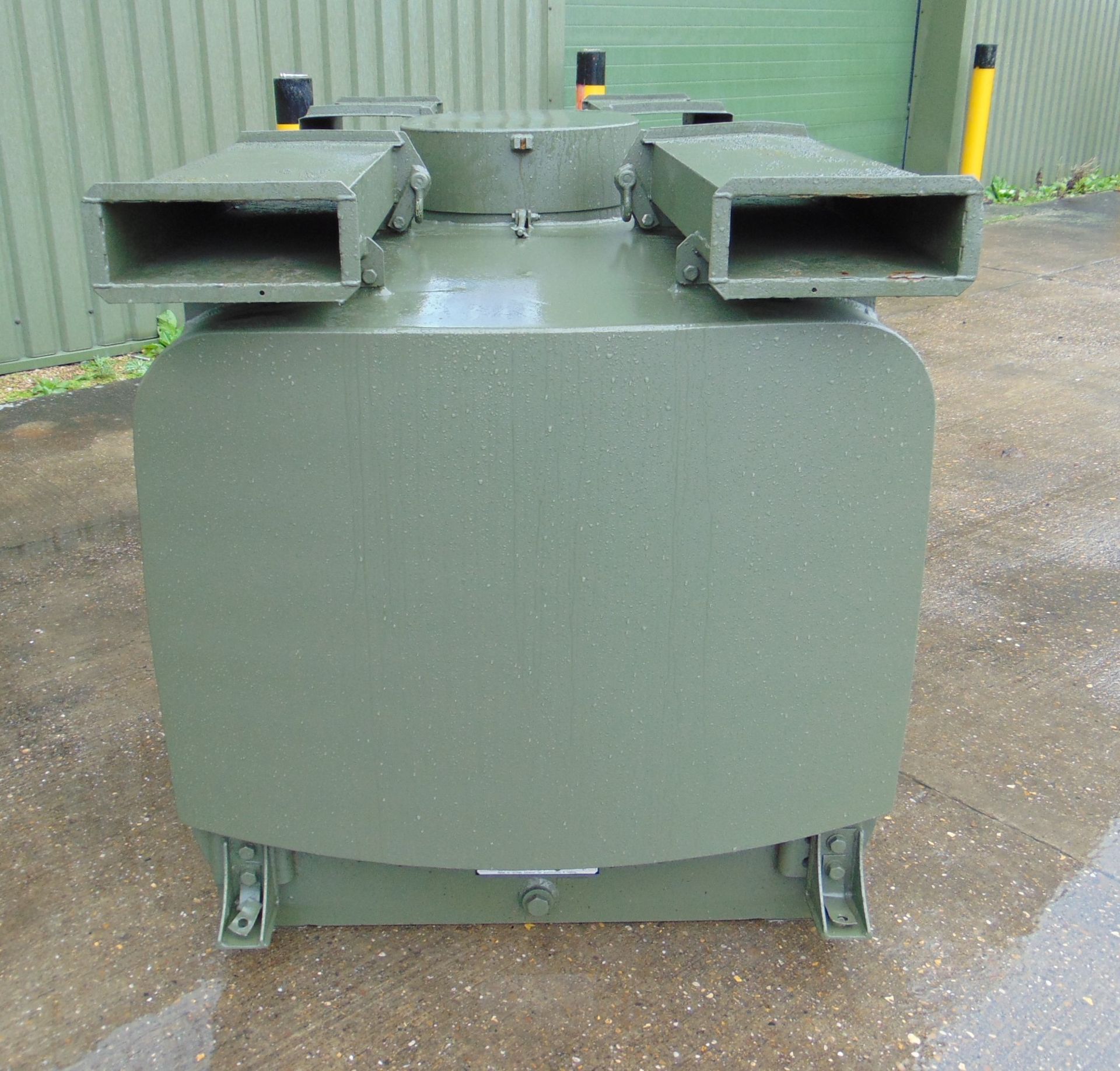 Gloster Saro 2,200 Ltr Aluminium Fuel / Fluid Distribution Tank - Image 2 of 15