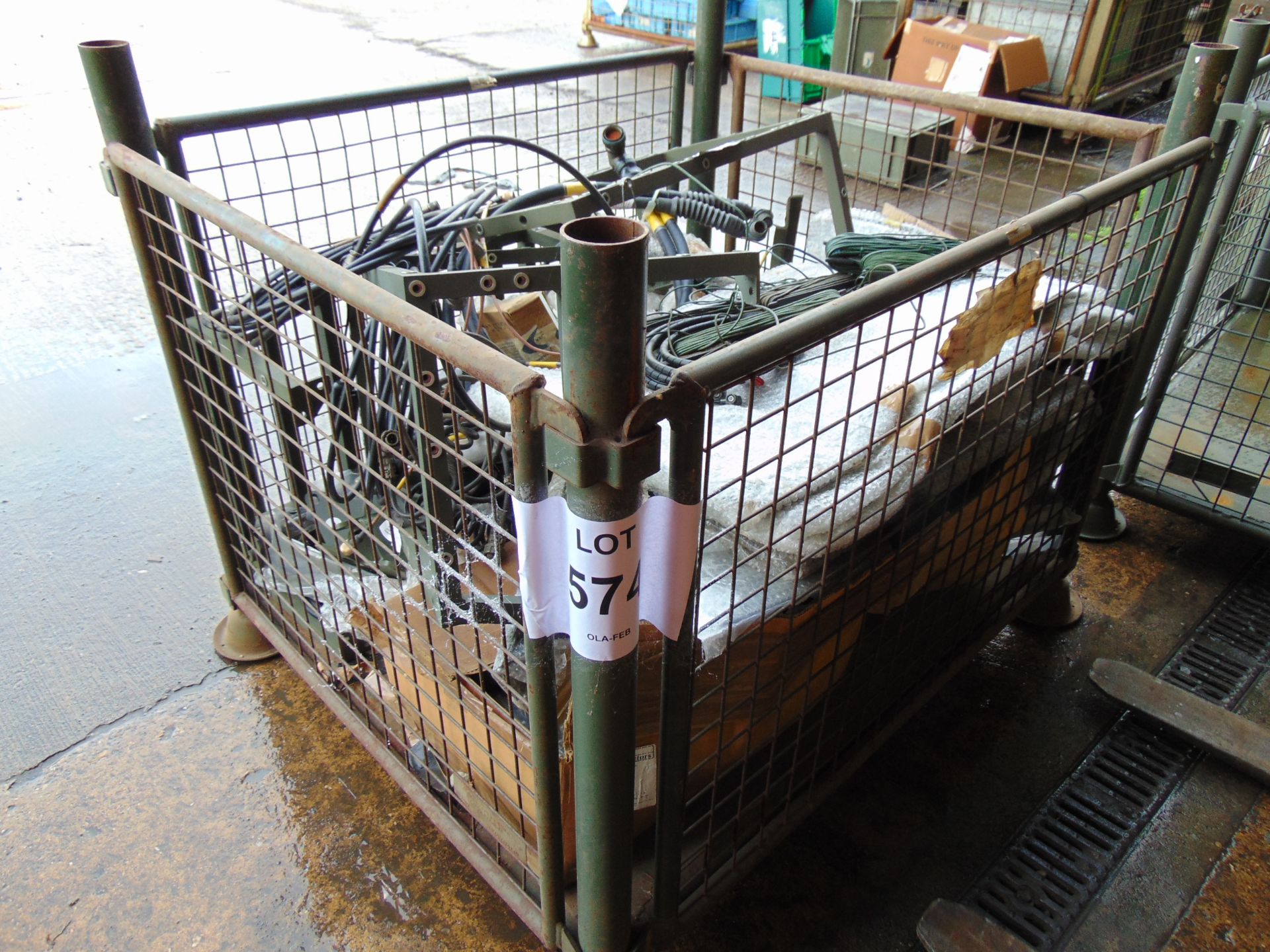 1 x Stillage of Clansman Fitting Kits Cables, Antennas etc - Image 6 of 6