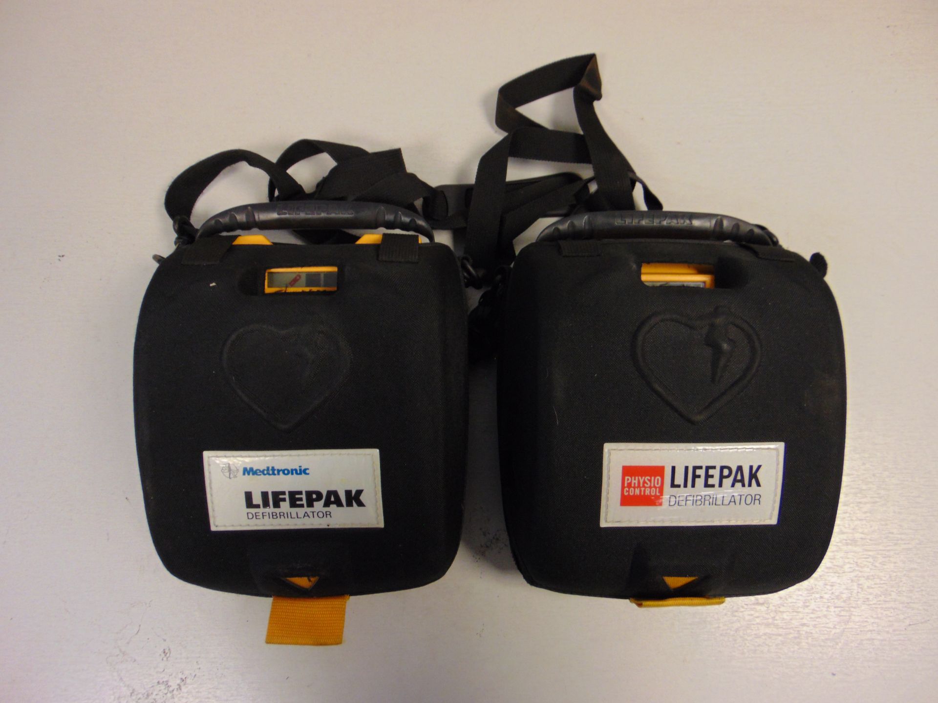 2 x Physio-Control Lifepak CR Plus Defibrillator Units - Fully Automatic - Bild 2 aus 3