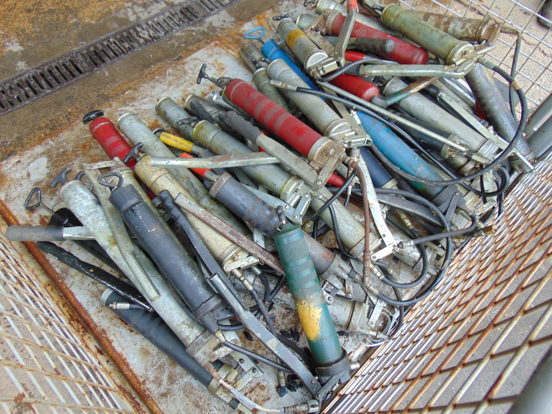 50 x Grease Guns from MoD - Image 4 of 6