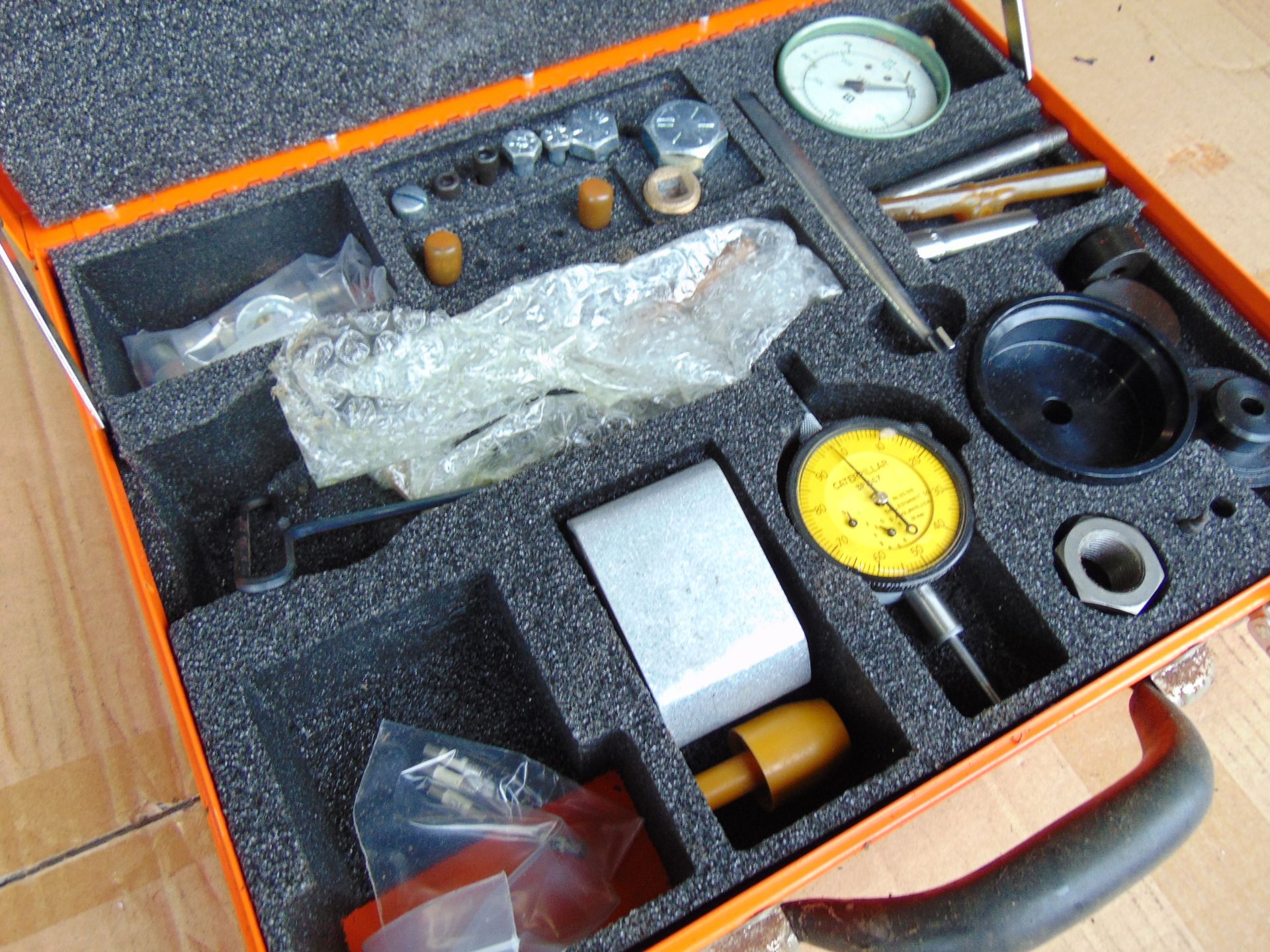 Caterpillar Fuel Pump Servicing Tools and Kit in Transit Case - Image 5 of 7