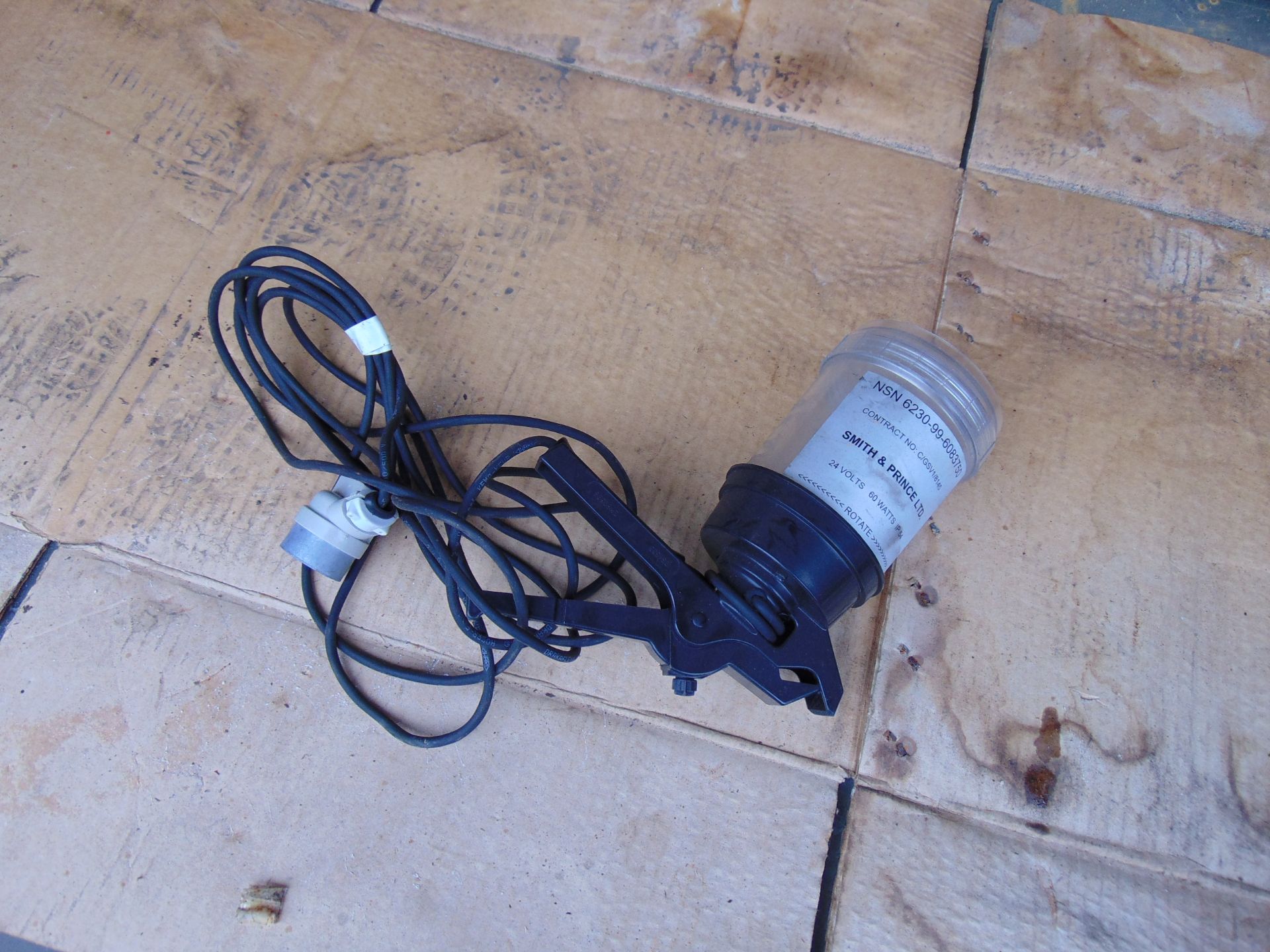 New Unissued Smith and Prince 24v Inspection Lamp - Image 4 of 5