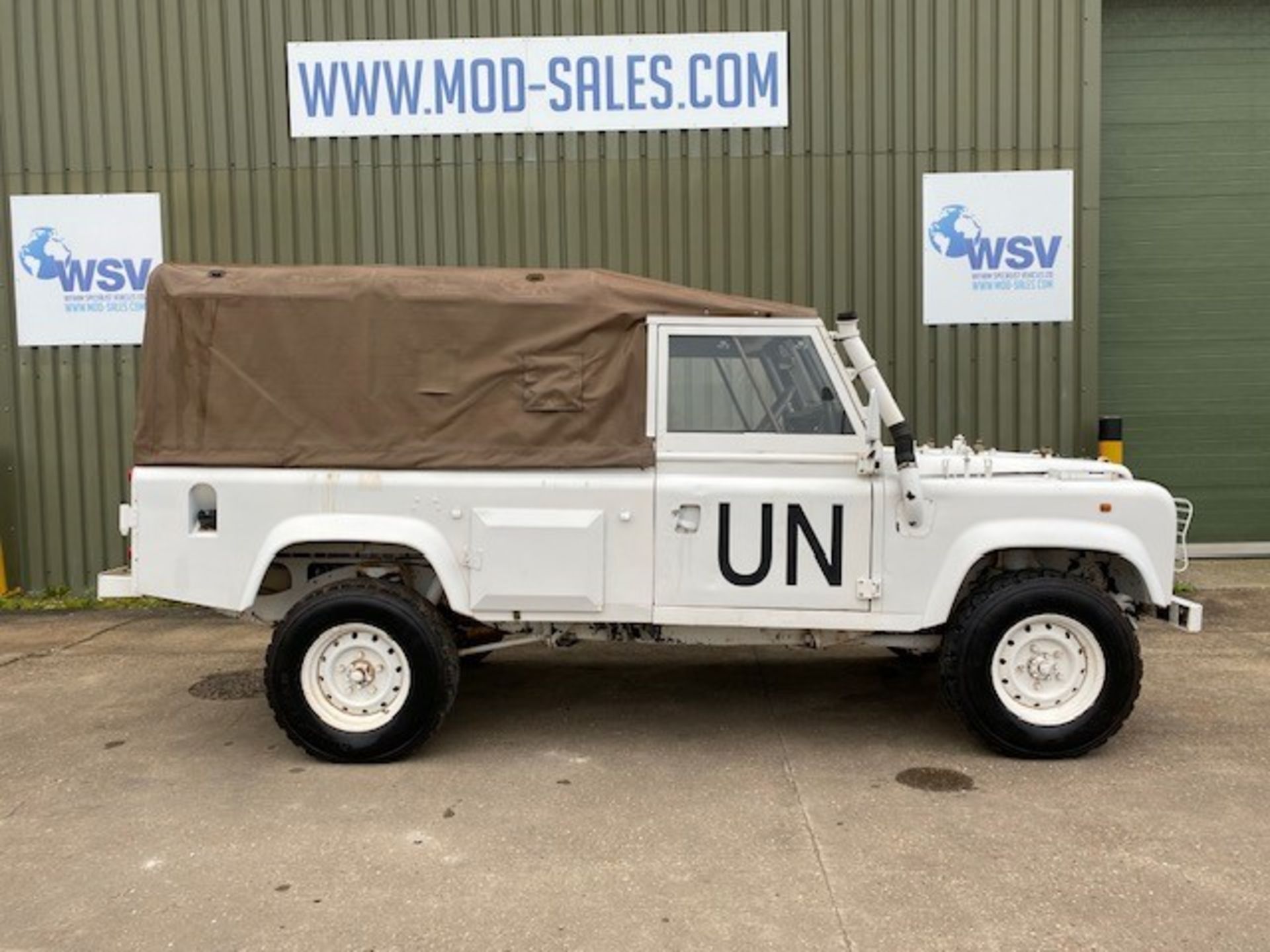 Land Rover 110 Wolf RHD Soft Top - Image 4 of 54