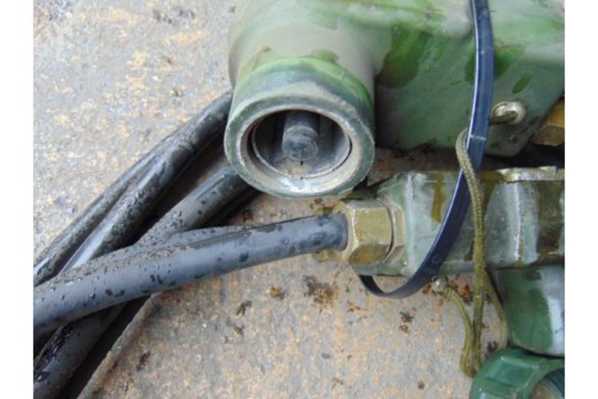 1 x NATO Inter Vehicle Jump Start Cable - Image 2 of 4