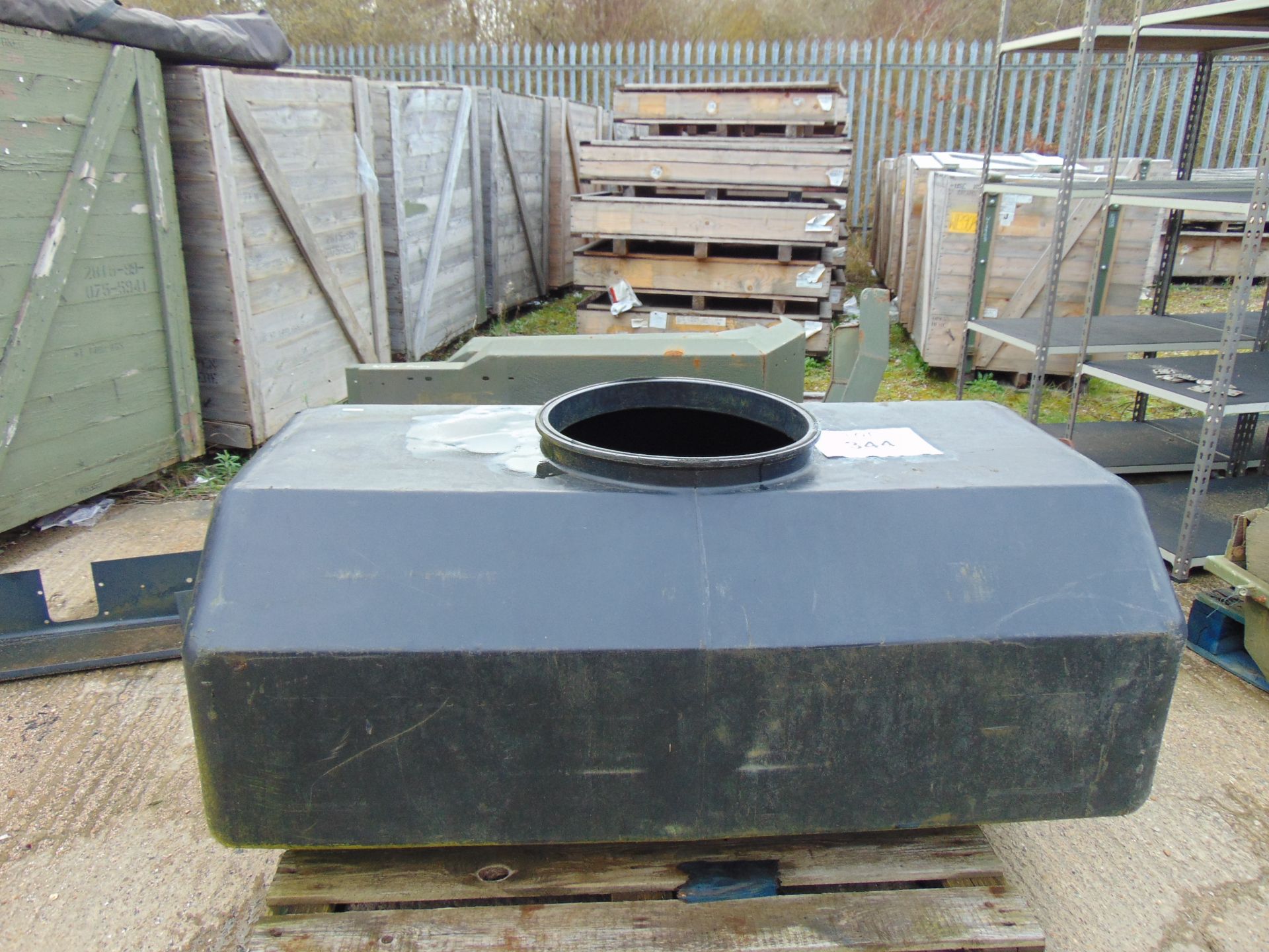 100 Gall British Army Demountable Water Container Fits Land Rover 3/4 ton Trailer - Image 2 of 2