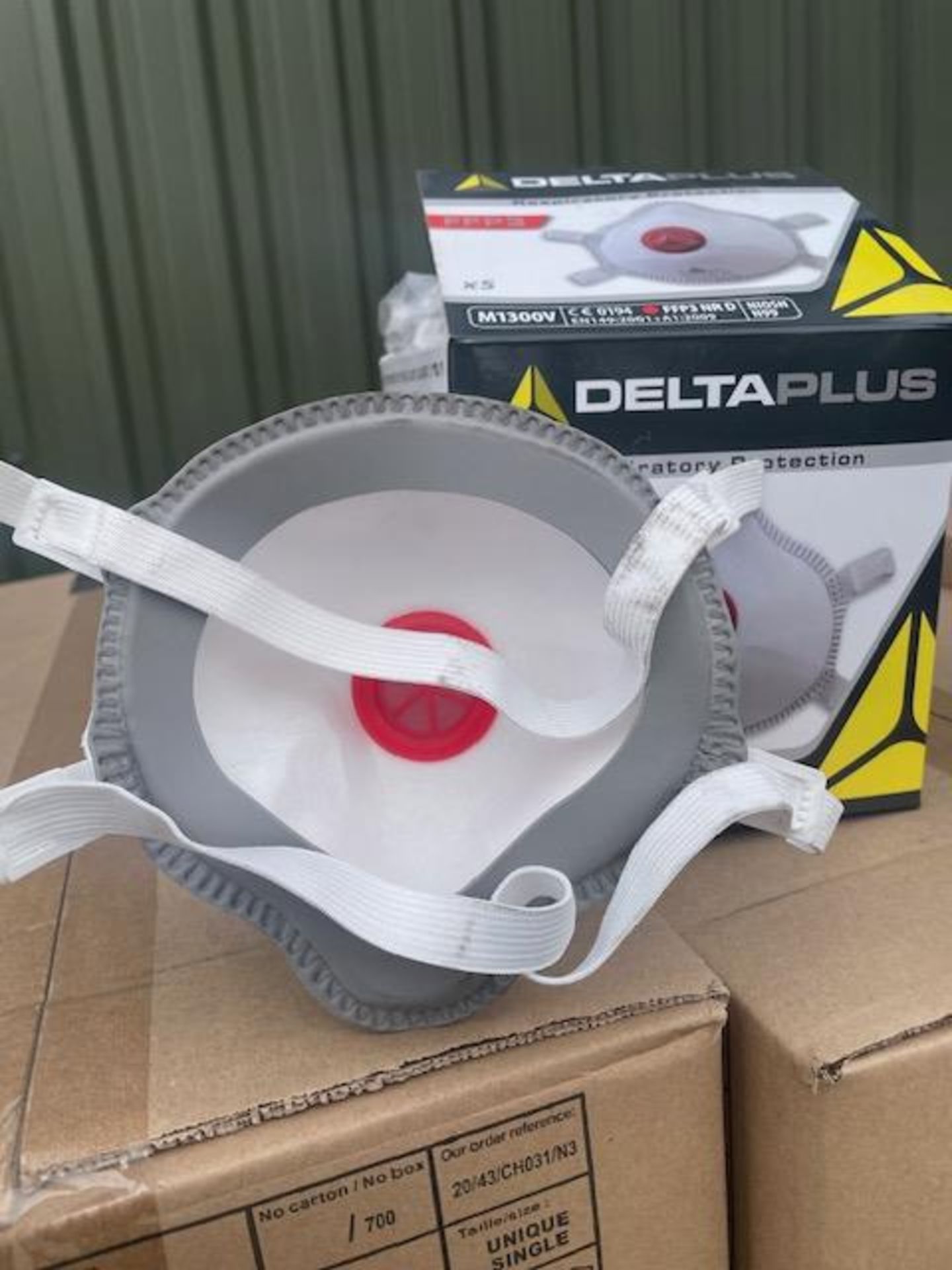 1 PALLET OF 1100 NEW UNUSED DELTA PLUS HIGH QUALITY DUST RESPIRATOR MASKS CE MARKED WITH VALVE - Image 5 of 6