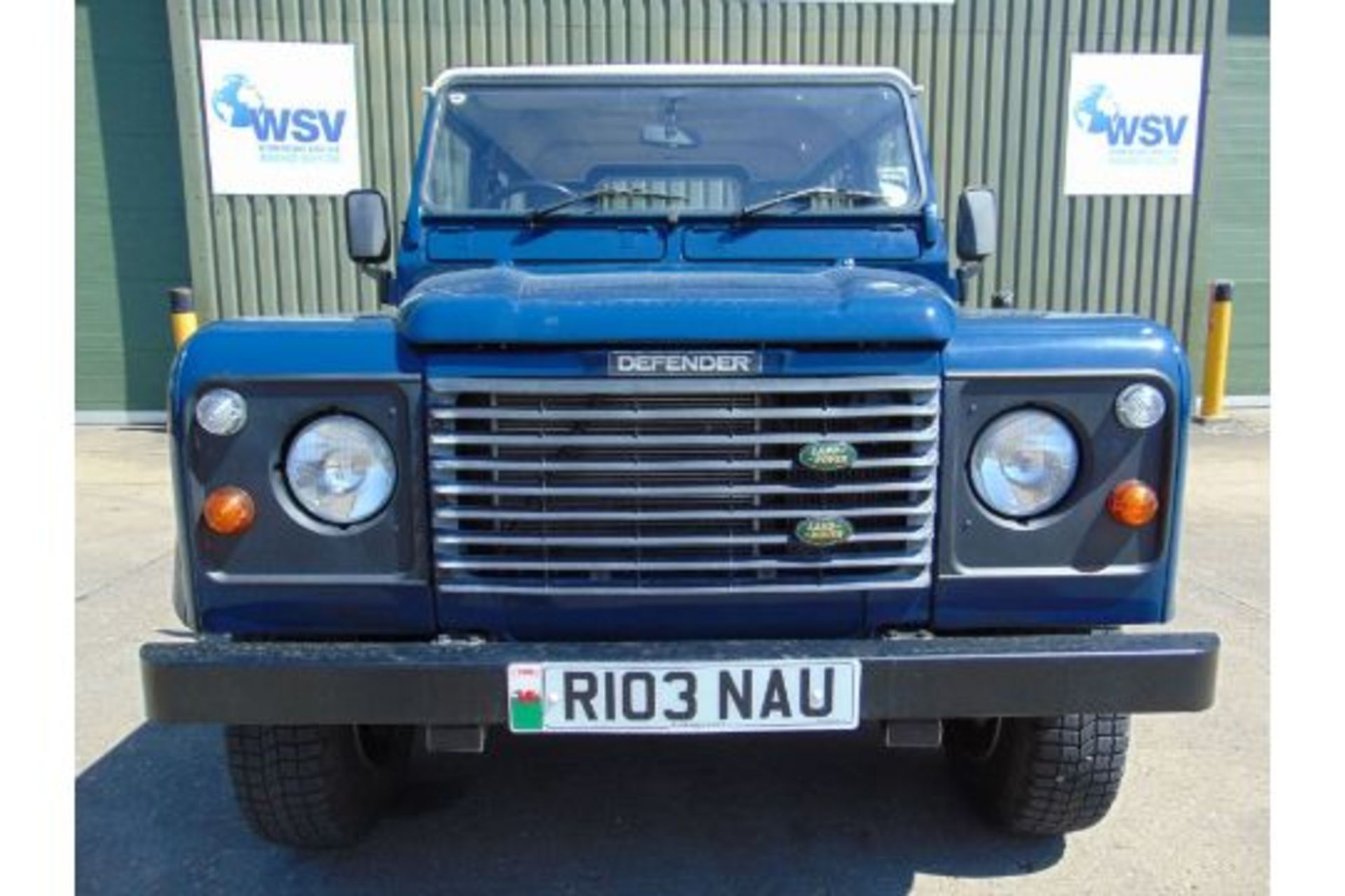 1998 Land Rover Defender 90 300TDi ONLY 76,319 MILES! RECENT PROFESSIONAL TOP TO BOTTOM REBUILD! - Image 10 of 55