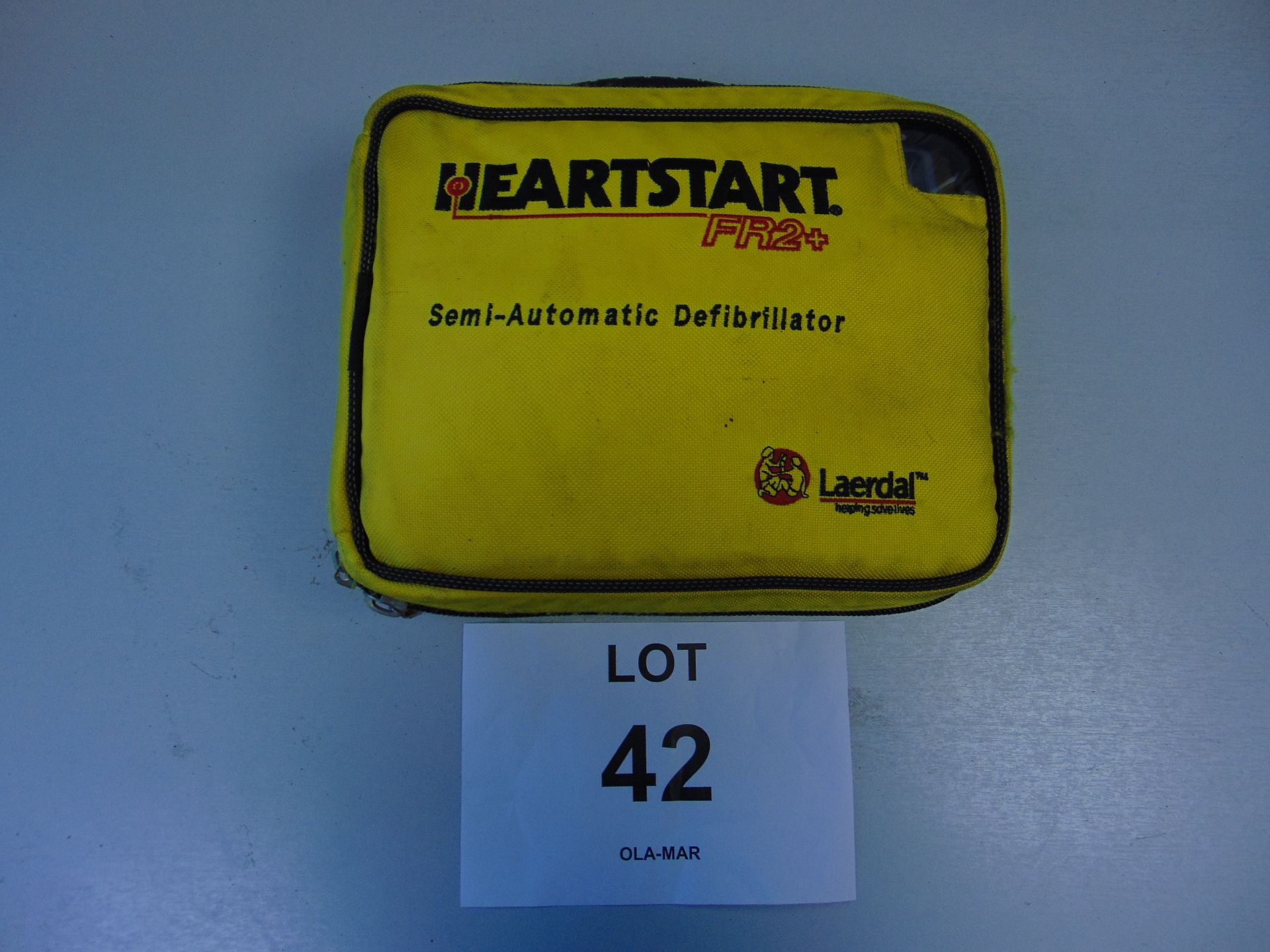 Heartstart FR2+ Semi-Automatic Defibrillator Unit in Carry Case