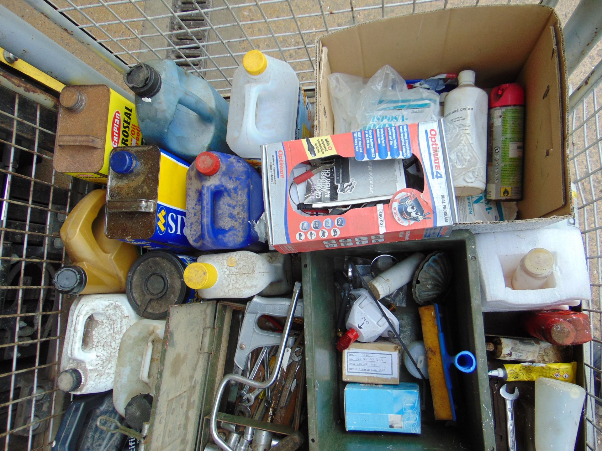 Stillage of Tools, Oils, Cleaners, Grease ect. - Image 3 of 3