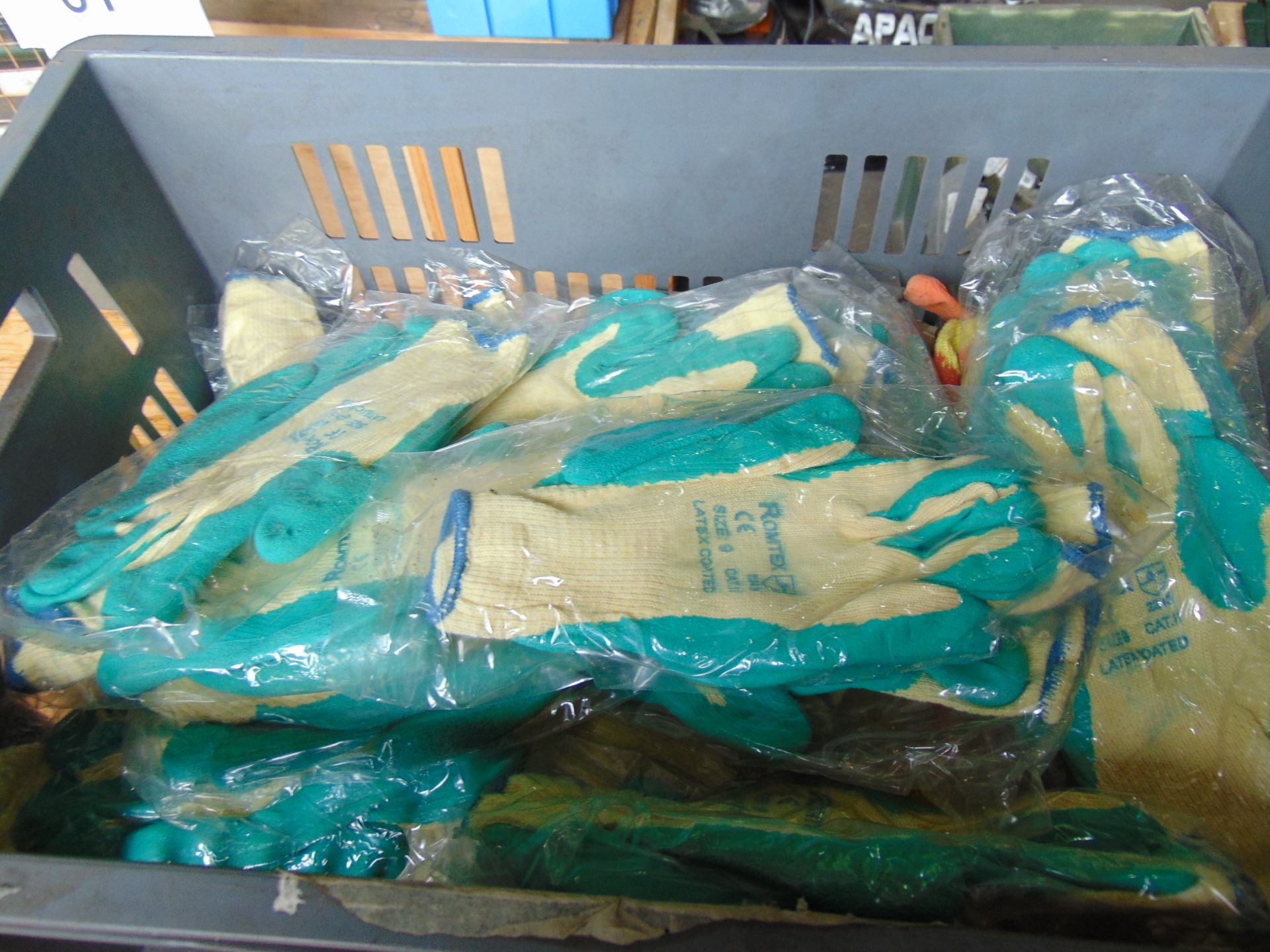 38 Pair Unissued ROMTEX later Coated Work Gloves - Image 4 of 4
