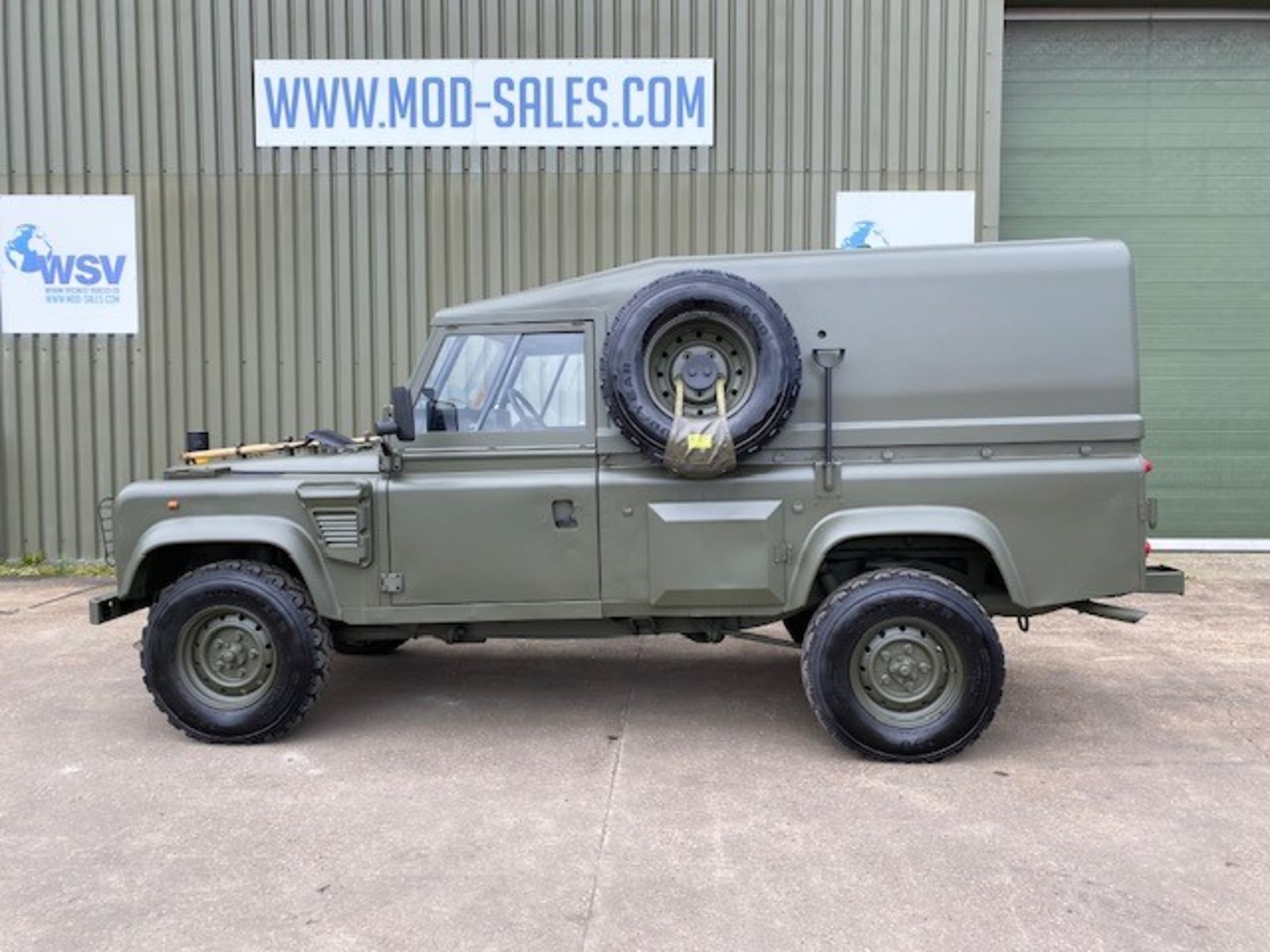 Land Rover Wolf 110 hardtop RHD - Image 3 of 53