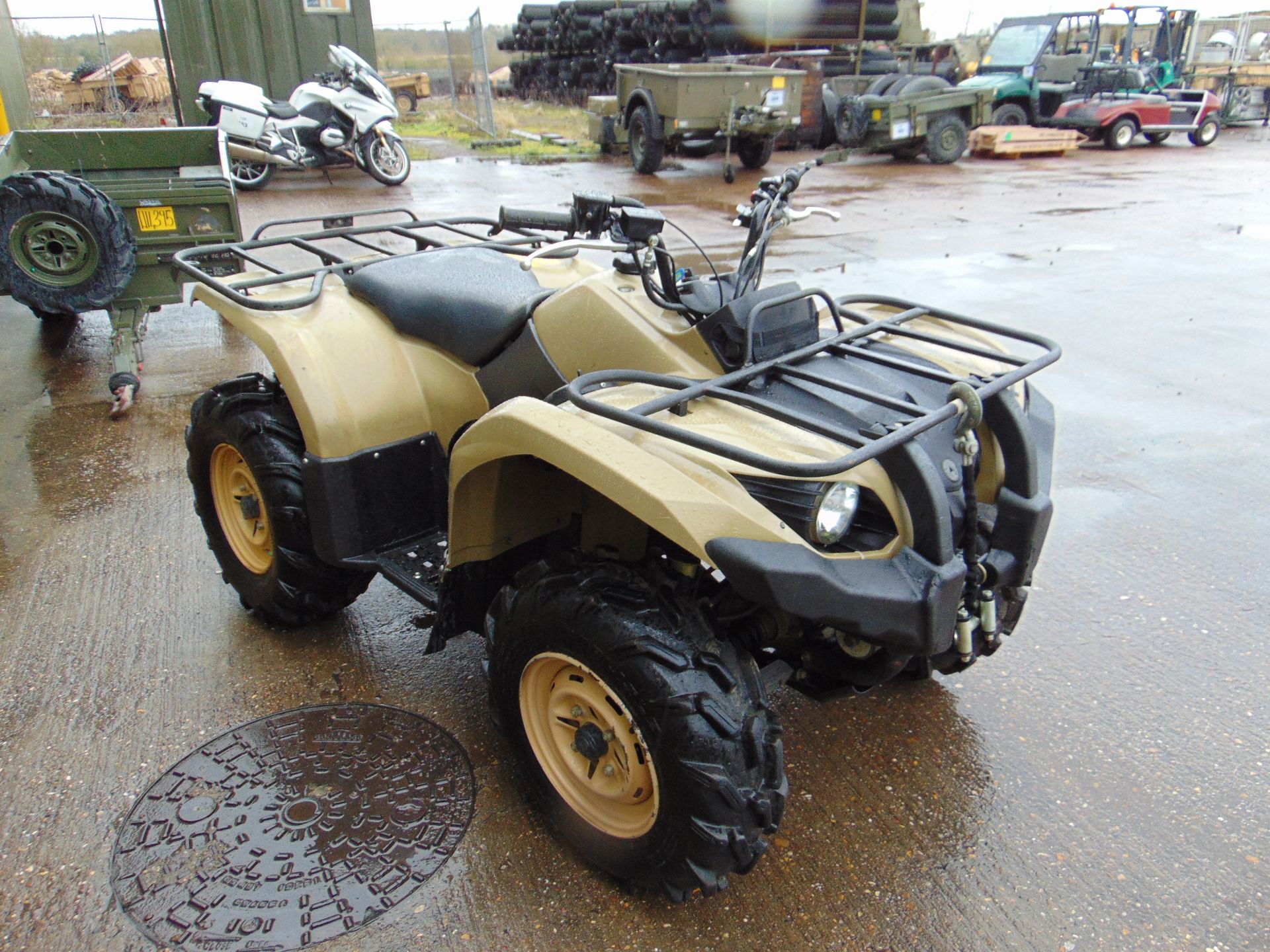 Yamaha Grizzly 450 4 x 4 ATV Quad Bike 1518 hours only from MOD - Image 8 of 24