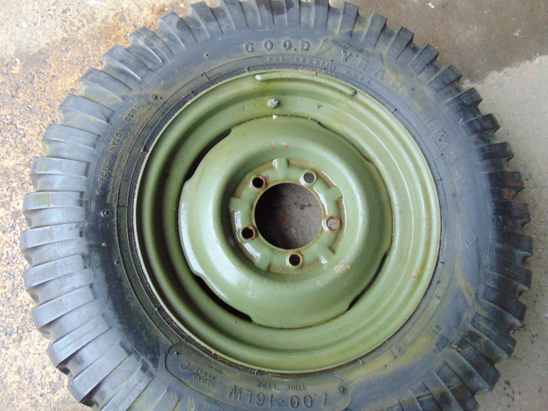 V.Rare Goodyear 700 x 16 Bar Grip Tyre on Rim Spare Wheel - Image 7 of 8
