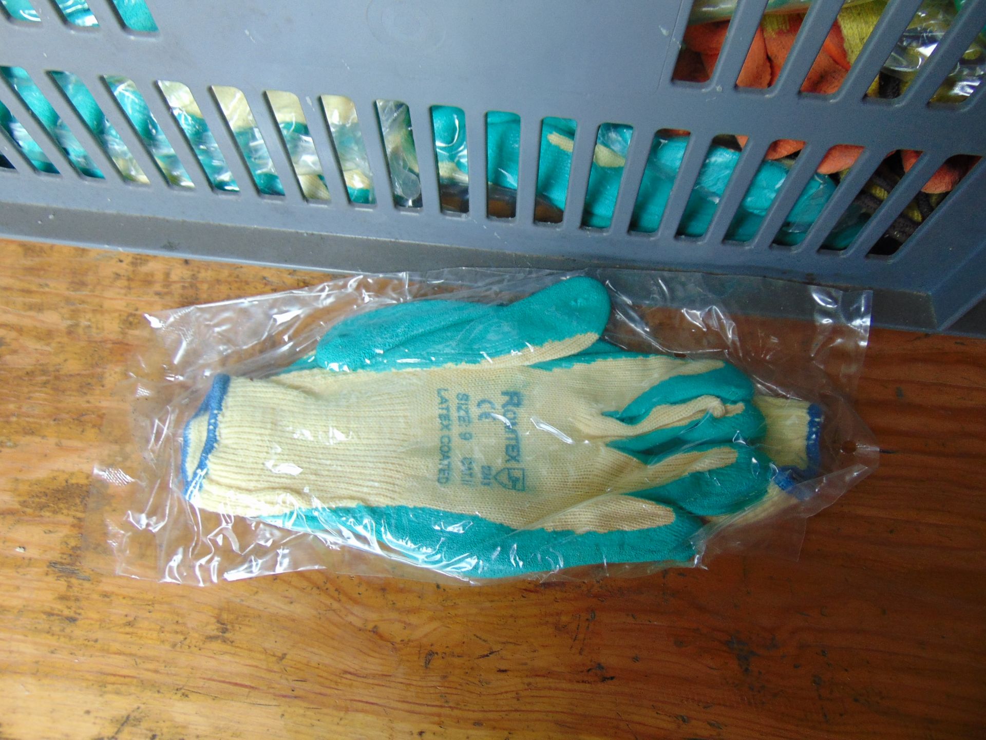 38 Pair Unissued ROMTEX later Coated Work Gloves - Image 3 of 4