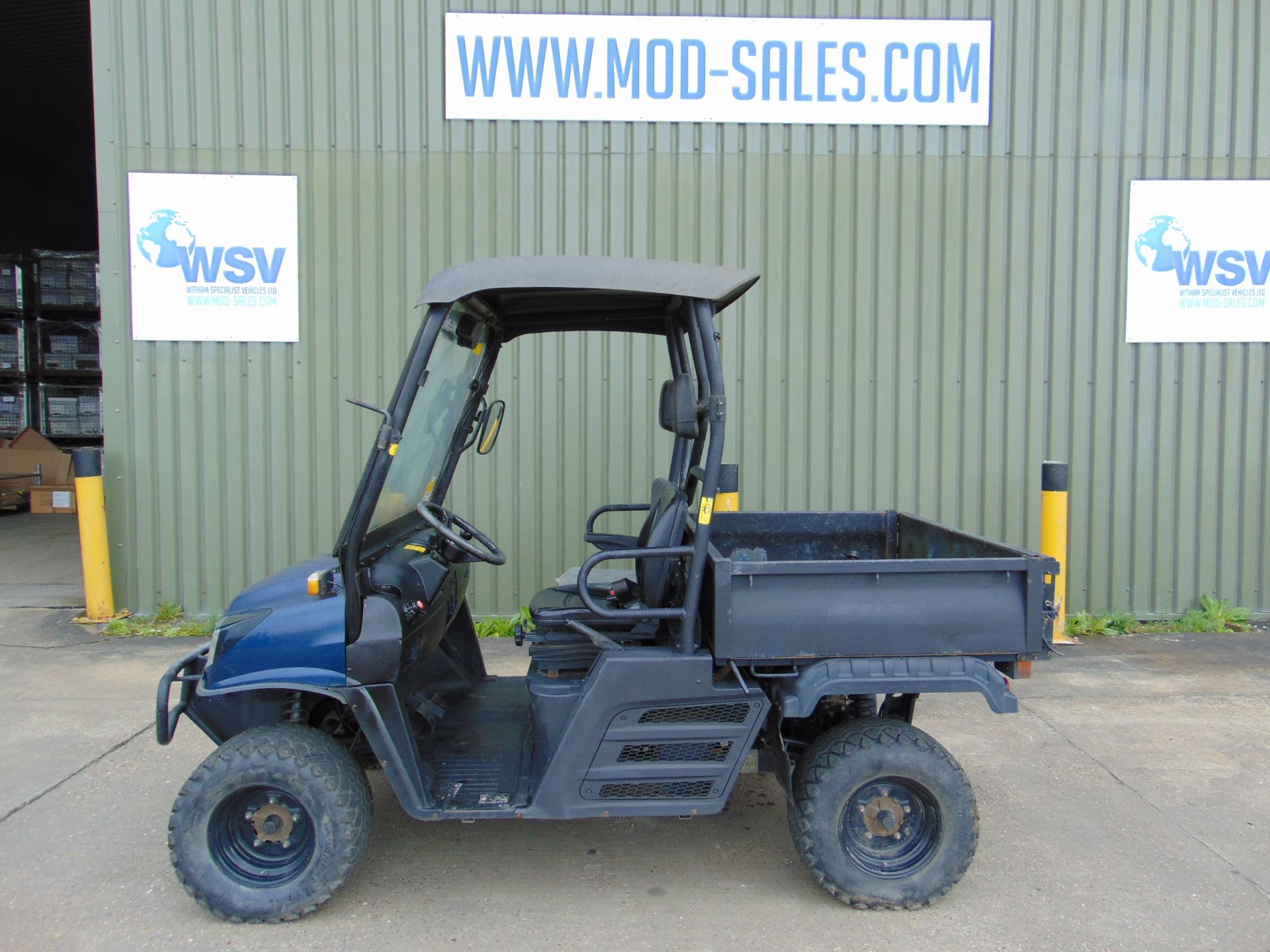 2017 Cushman 4 x 4 Diesel Utility Vehicle 753 hrs