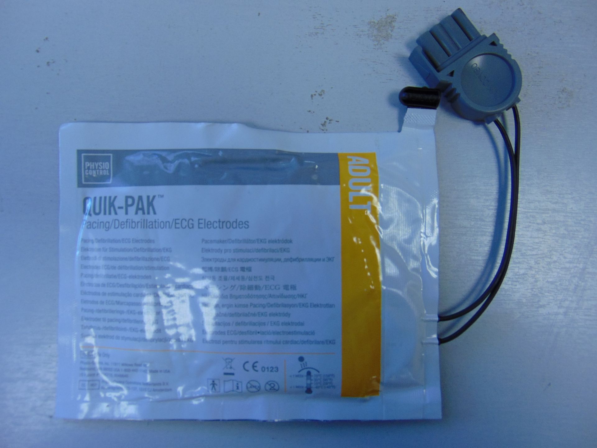 Approx. 10 x Adult Defibrillation Electrode Pack - Image 3 of 4