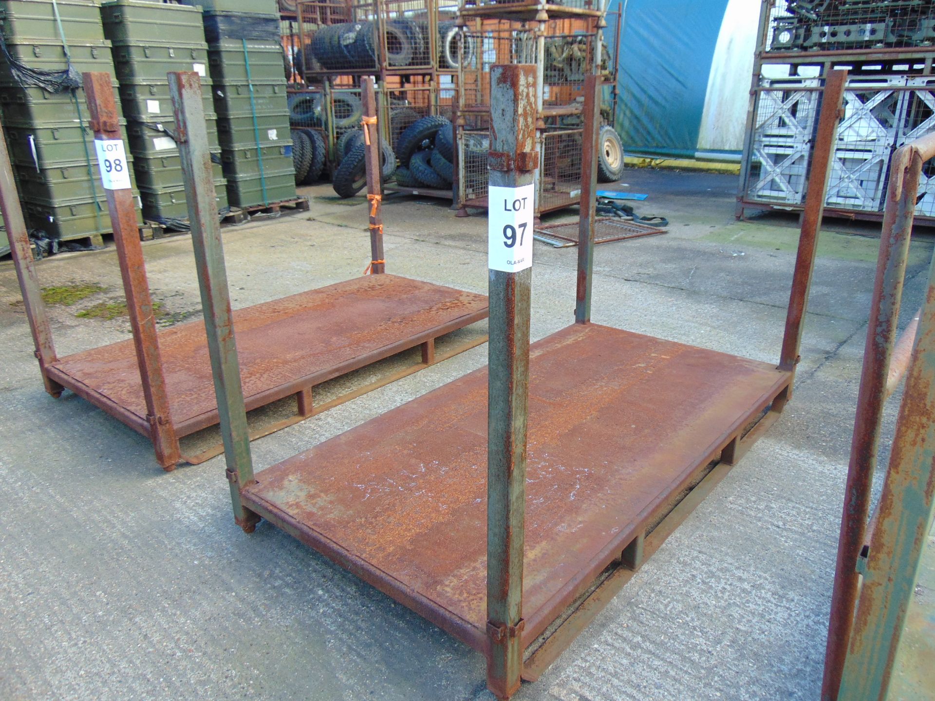 MOD Heavy Duty Stacking Steel Stillage Post Pallet