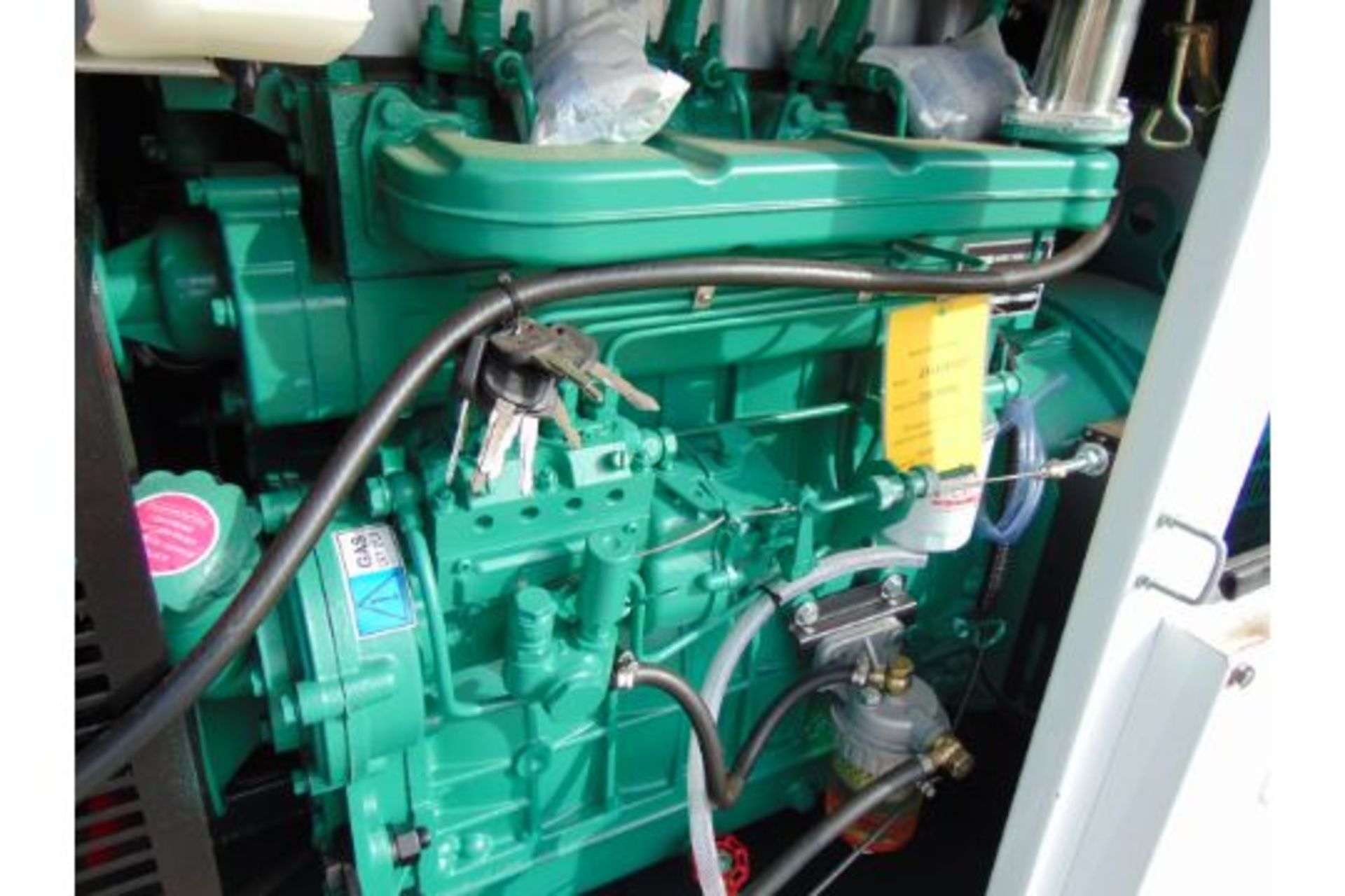 2023 UNISSUED 80 KVA 3 Phase Silent Diesel Generator Set - Bild 10 aus 15