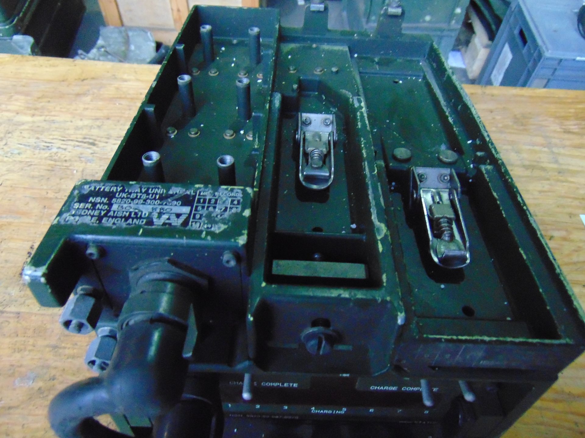 Clansman Widney Aishe Intelligent Battery Management Unit/Charger c/w Tray and Lead for Land Rover - Image 6 of 6