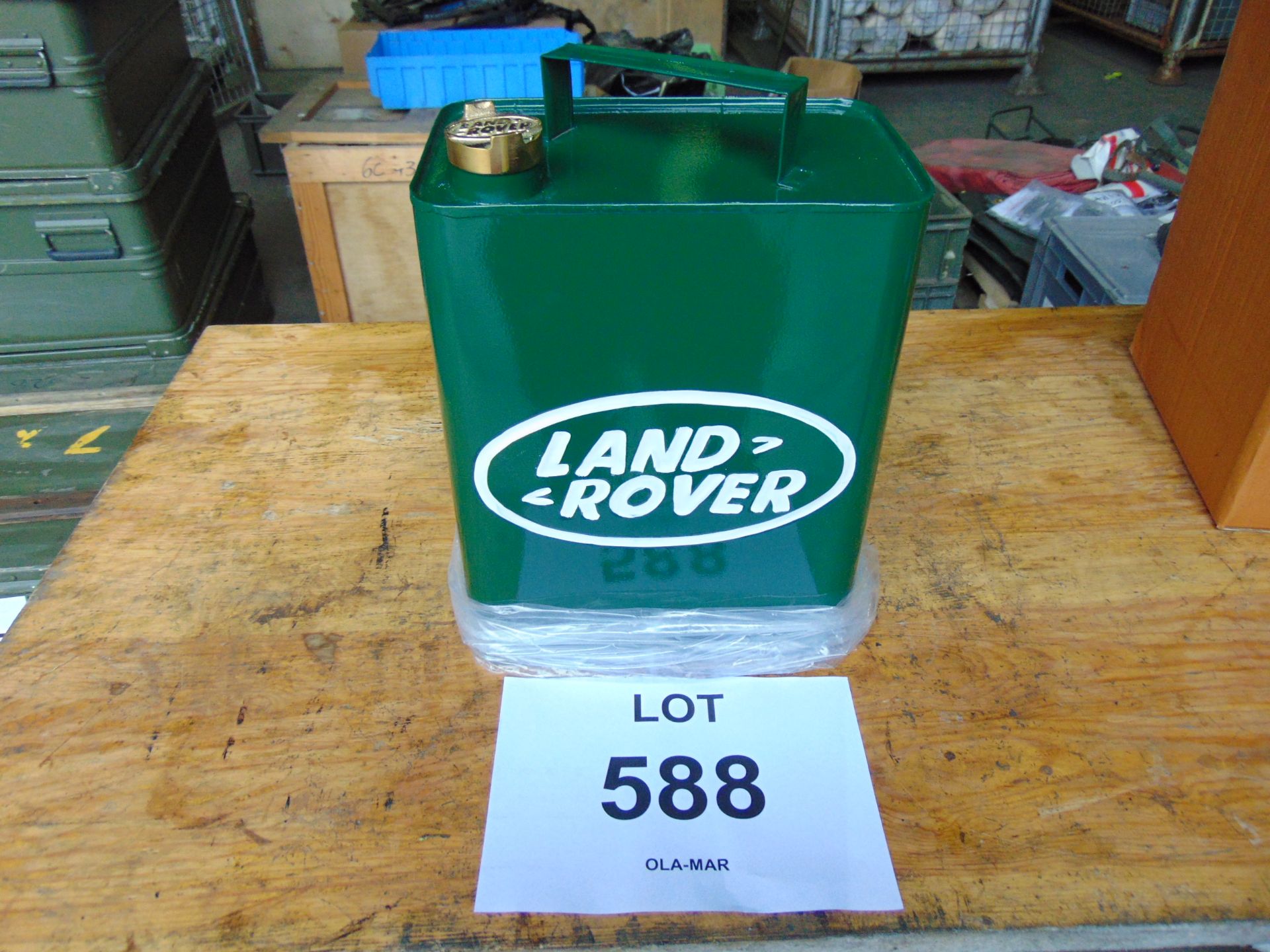 Land Rover 1 Gall Oil/Fuel with Brass Cap