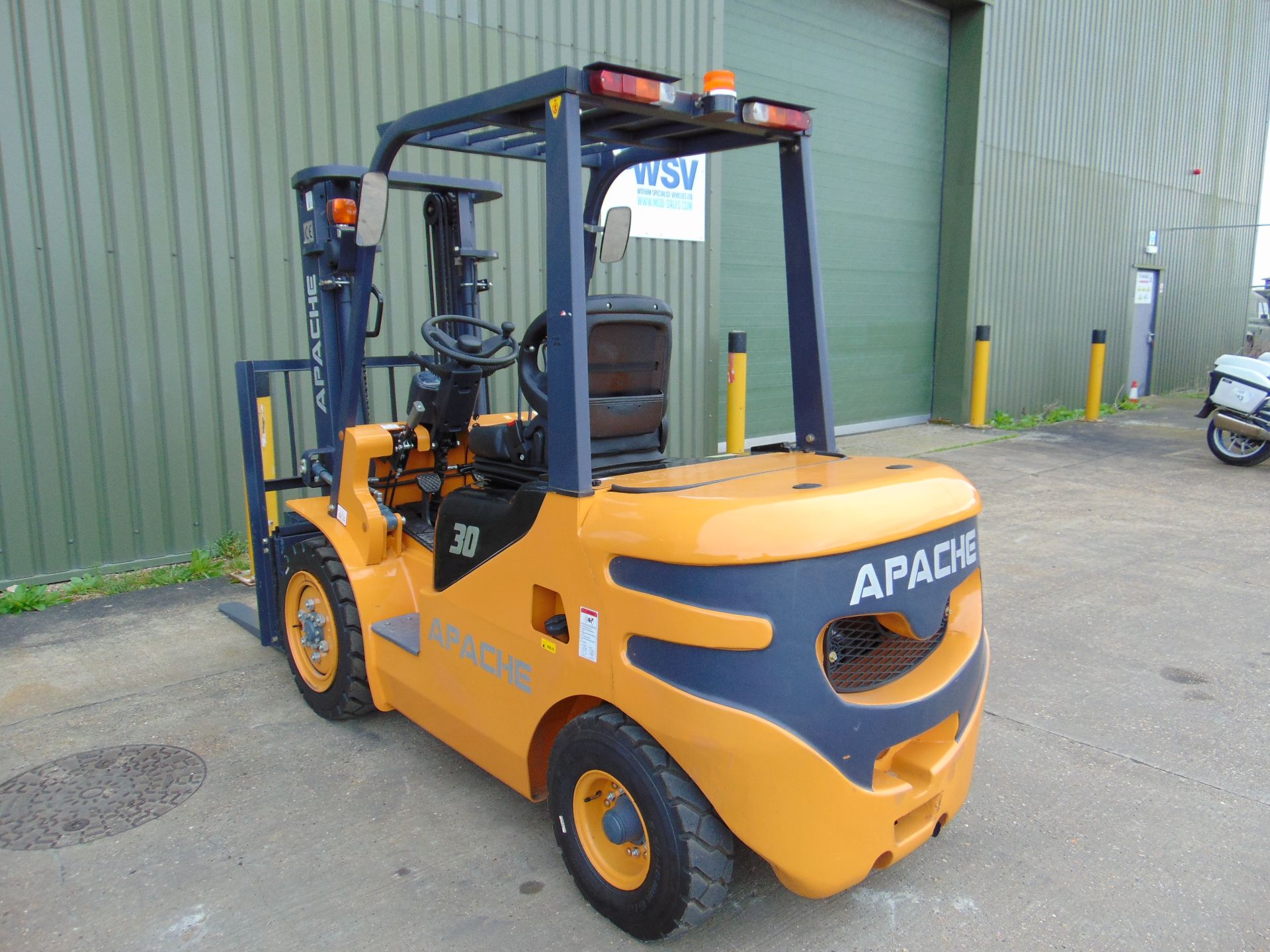 2023 Apache HH30Z - 3 Ton 2 Stage Diesel Fork Lift Truck - Image 6 of 35