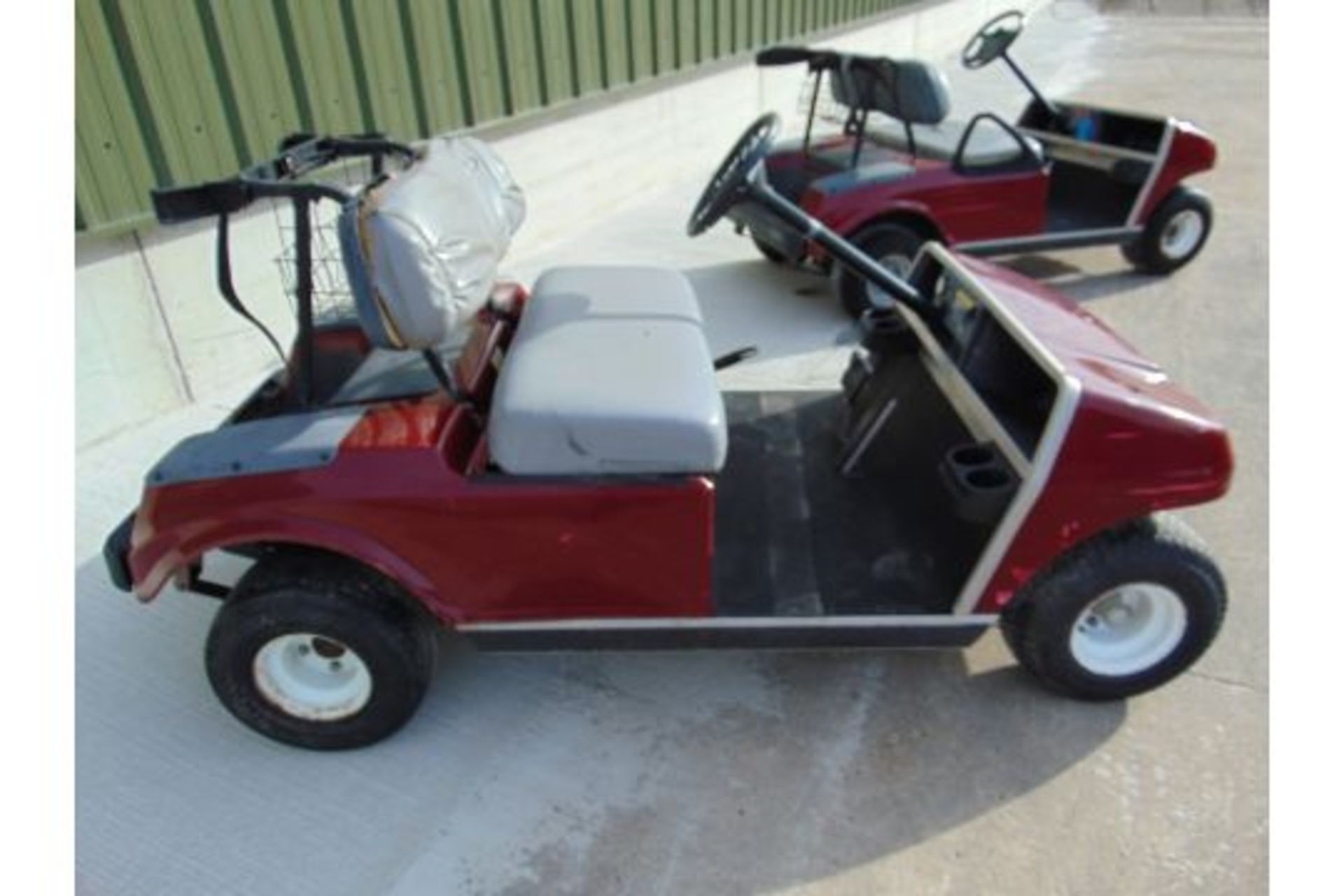 Club Car Golf Cart - Petrol Engine. - Image 2 of 16
