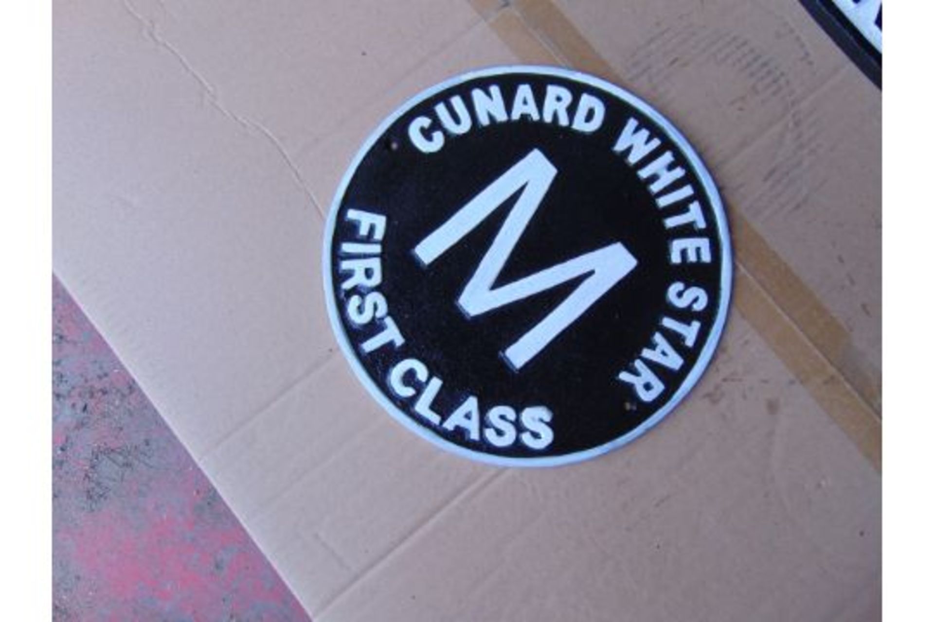 Titanic Cunard White Star First Class Hand Painted Cast Iron Wall Plaque 25cms Dia - Image 2 of 3