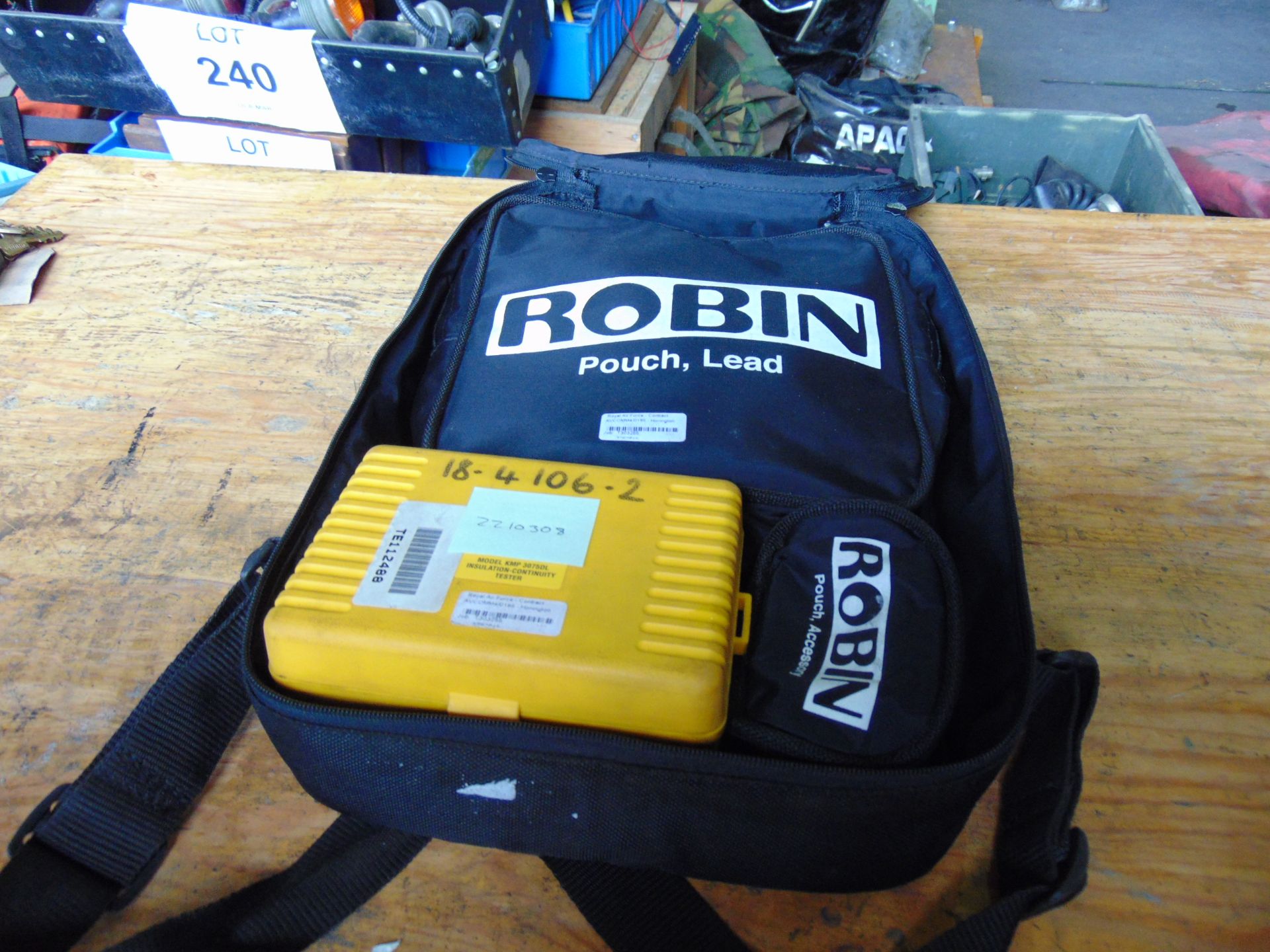 Unissued Robin Insulation and Continuity Tester KMP 3075DL from MoD c/w Leads etc