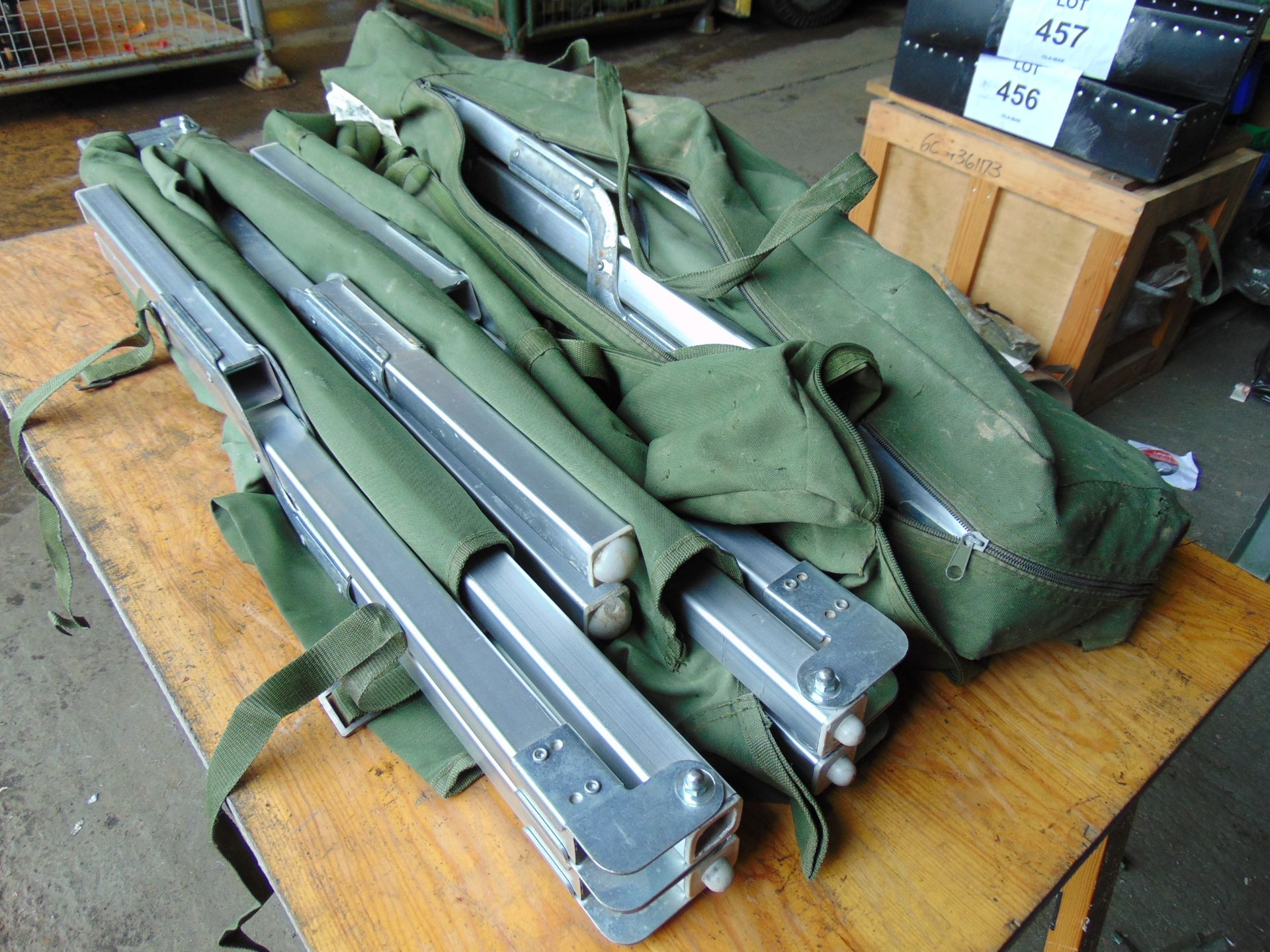 2 x British Army Camp Beds in Bags - Bild 2 aus 7