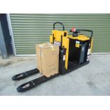New Unused 2022 Yale MO20 2000Kg Electric Pallet Truck w/ Battery Charger Unit