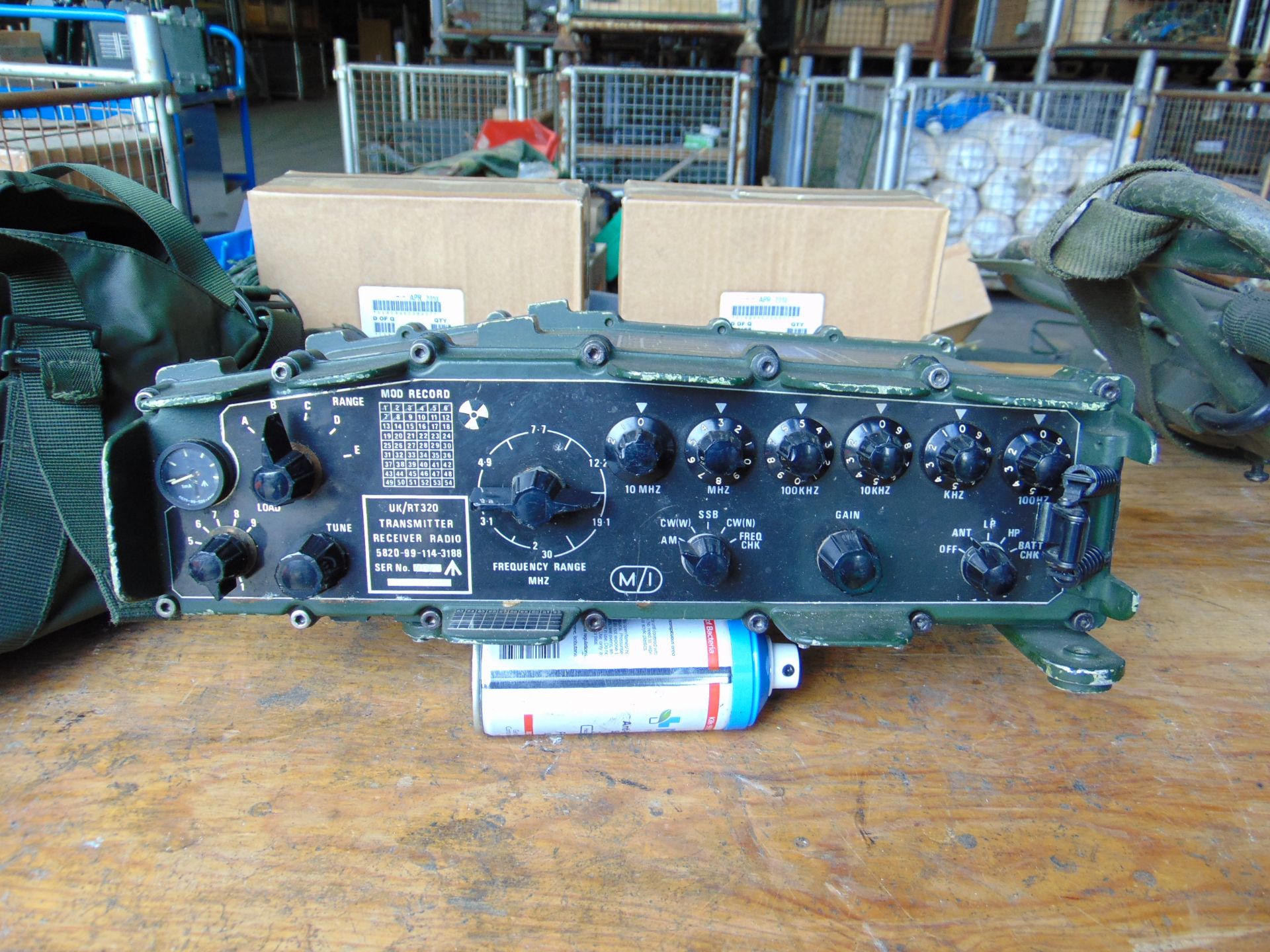 Clansman UK/RT 320 Transmitter Receiver HF c/w Kit & Two Spare Batteries as shown - Image 5 of 6