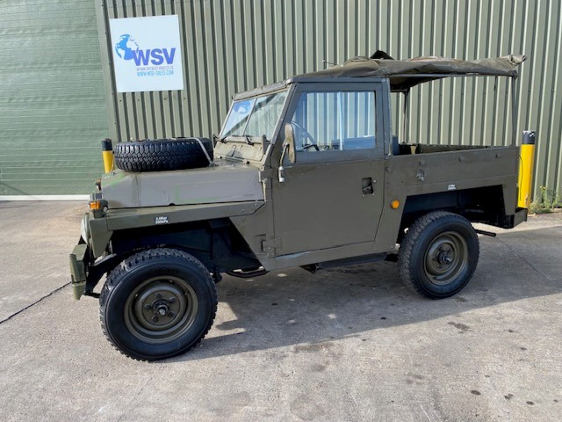 Land Rover Lightweight 2.25 diesel LHD soft top - Bild 2 aus 57