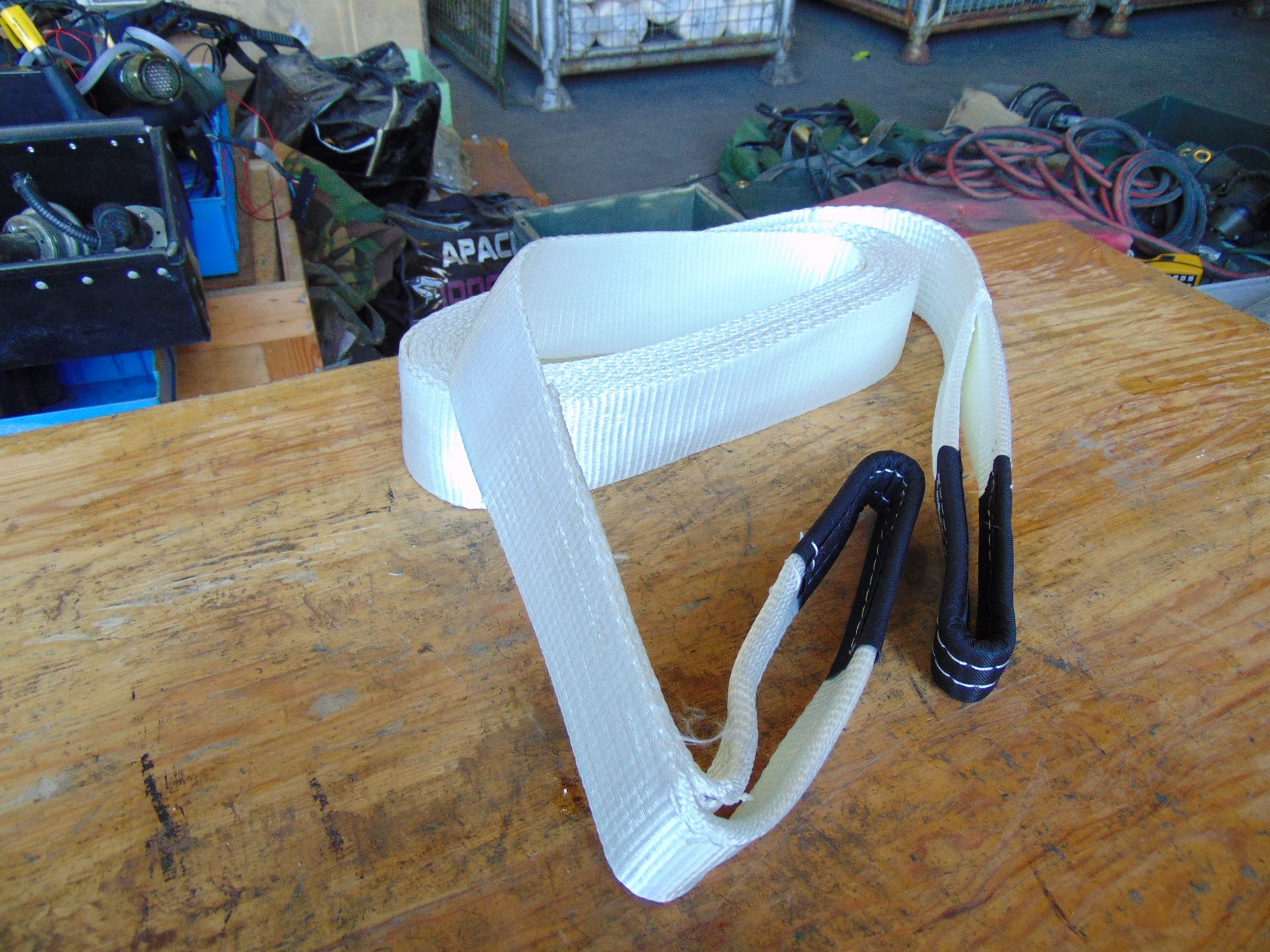 New Unused 3 inch x 30ft 27,000lb Recovery Strap - Image 5 of 5