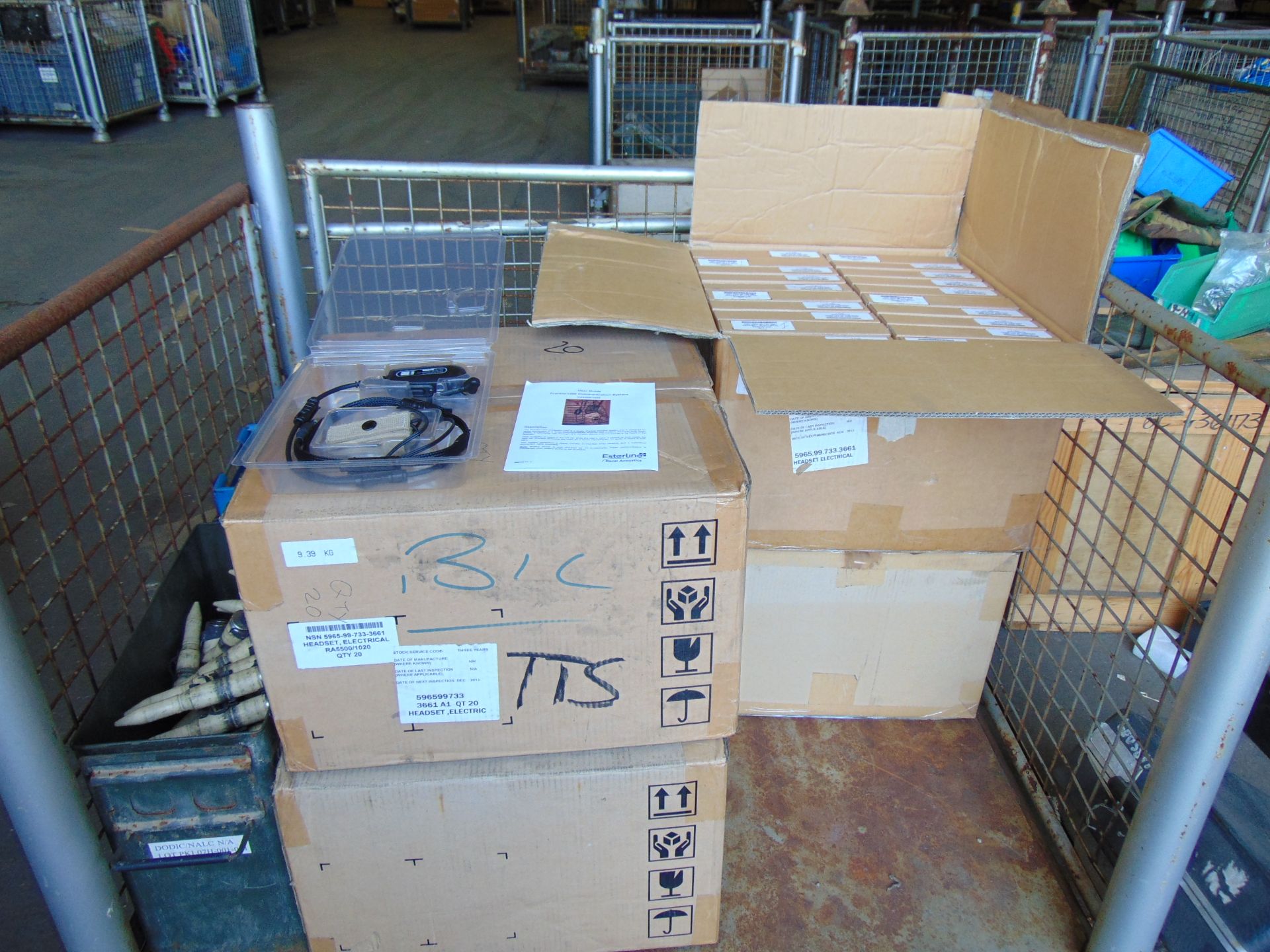 80 x New Unissued Frontier 1000 Clansman / Bowman Headset, (4 Boxes x 20), Original Packing - Image 2 of 7