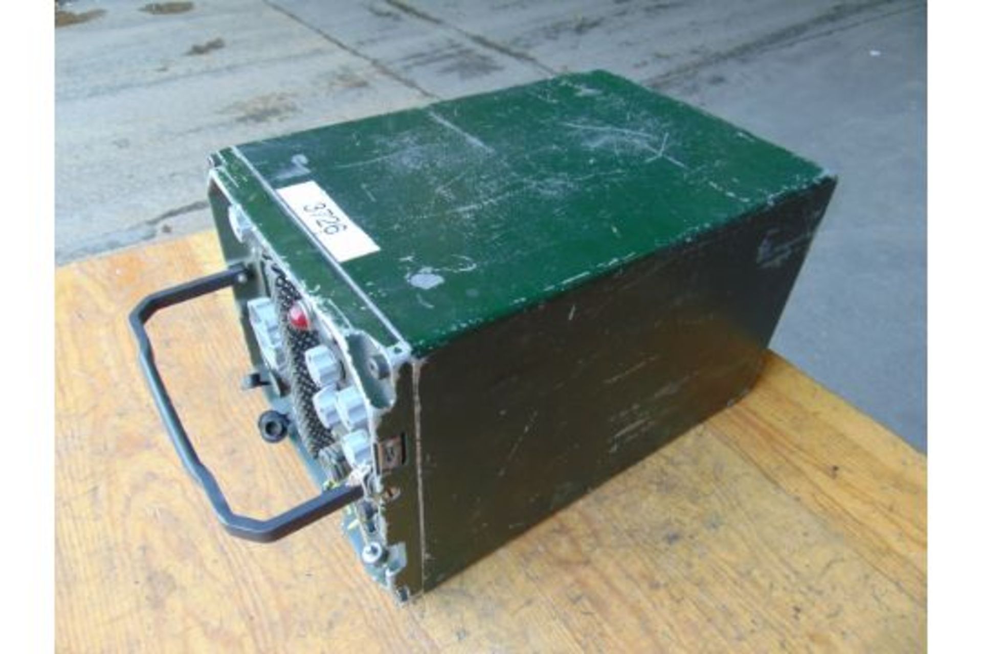 Clansman UK RT 353 VHF Transmitter Receiver Radio - Image 3 of 3