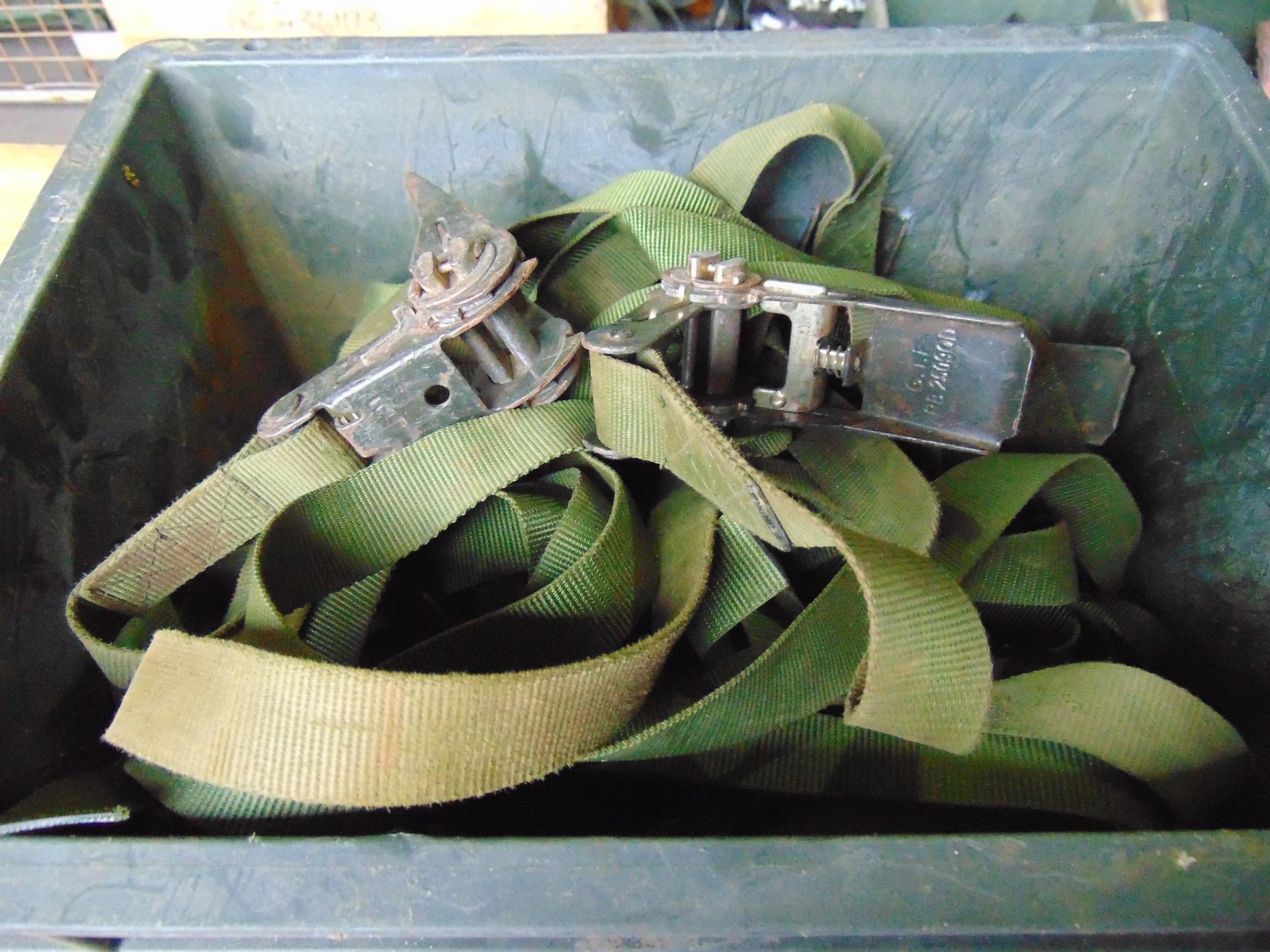20 x Ratchet Load Straps from MoD - Image 2 of 4