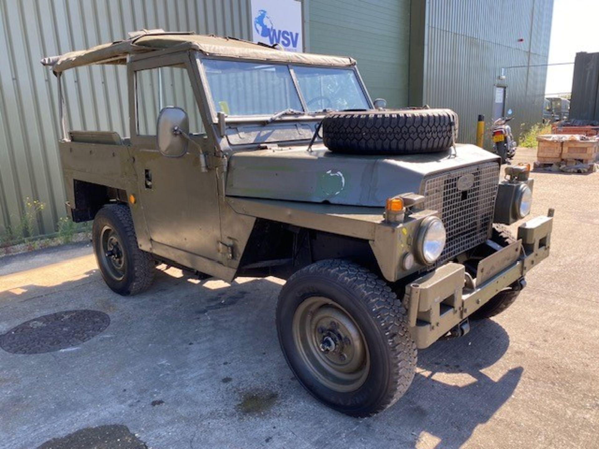 Land Rover Lightweight 2.25 diesel LHD soft top - Image 54 of 57
