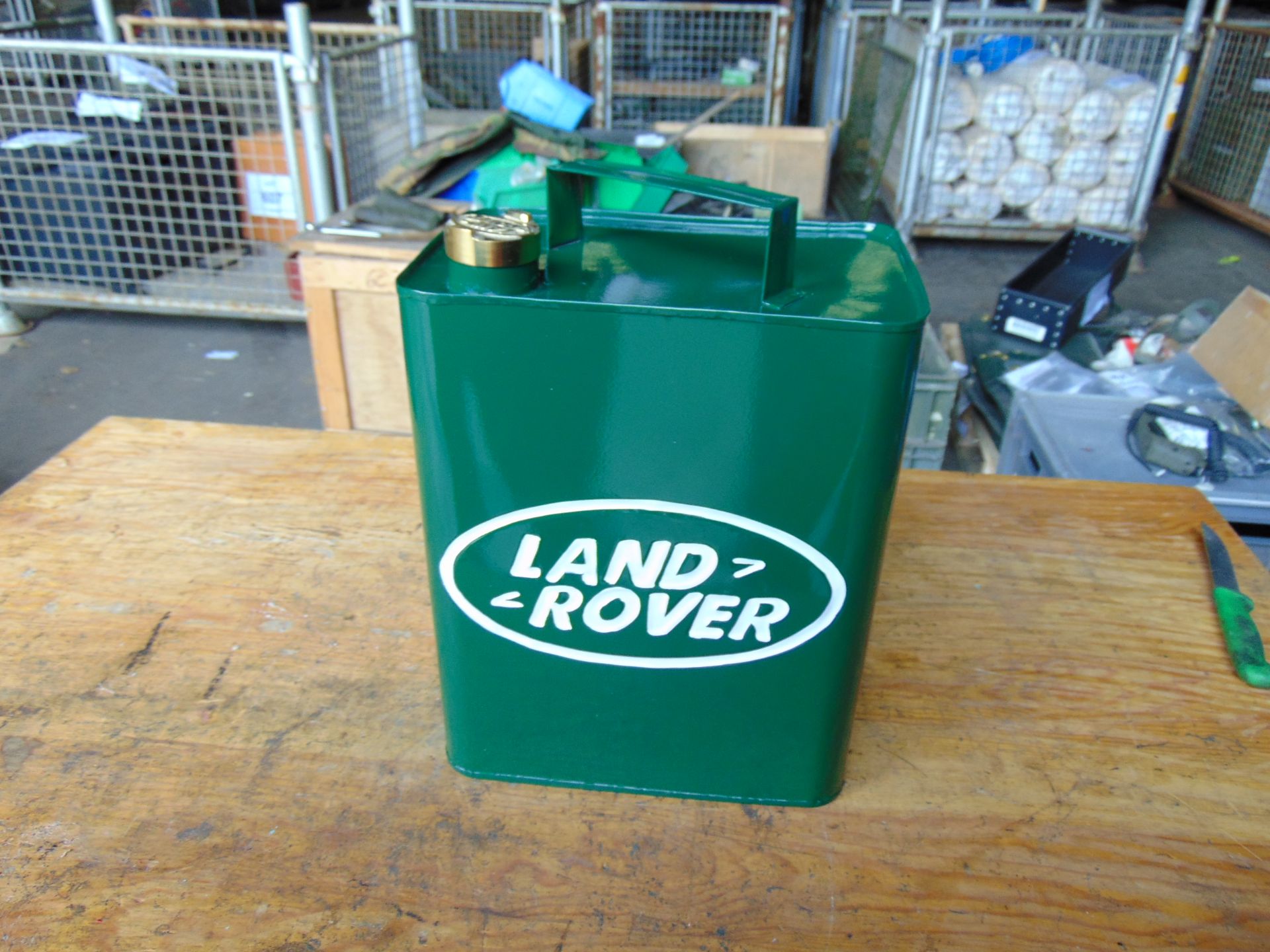 New Unissued Land Rover 1 Gall Oil/Fuel Can with Brass Cap