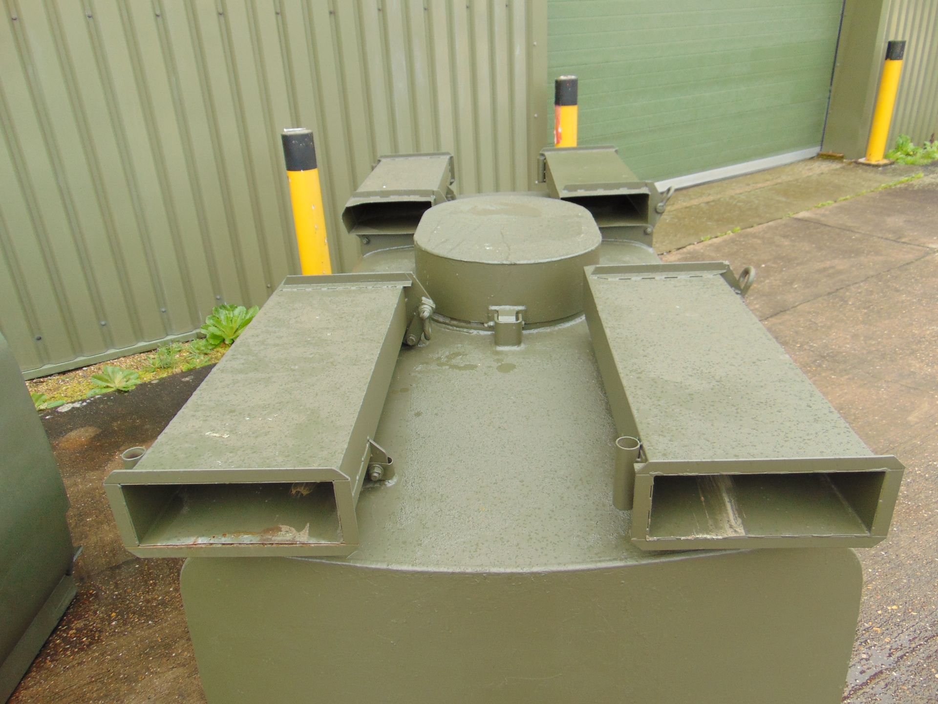 Gloster Saro 2,200 Ltr Aluminium Fuel / Fluid Distribution Tank - Image 11 of 16