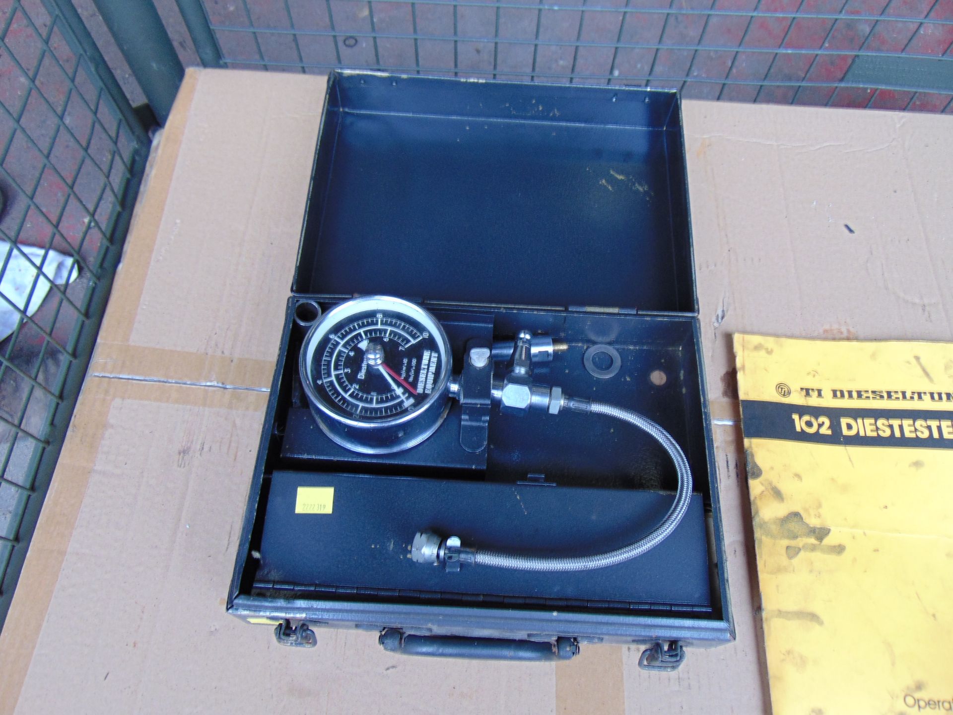 T1 Model 102 Diesel Injector Tester in Transit case from MoD