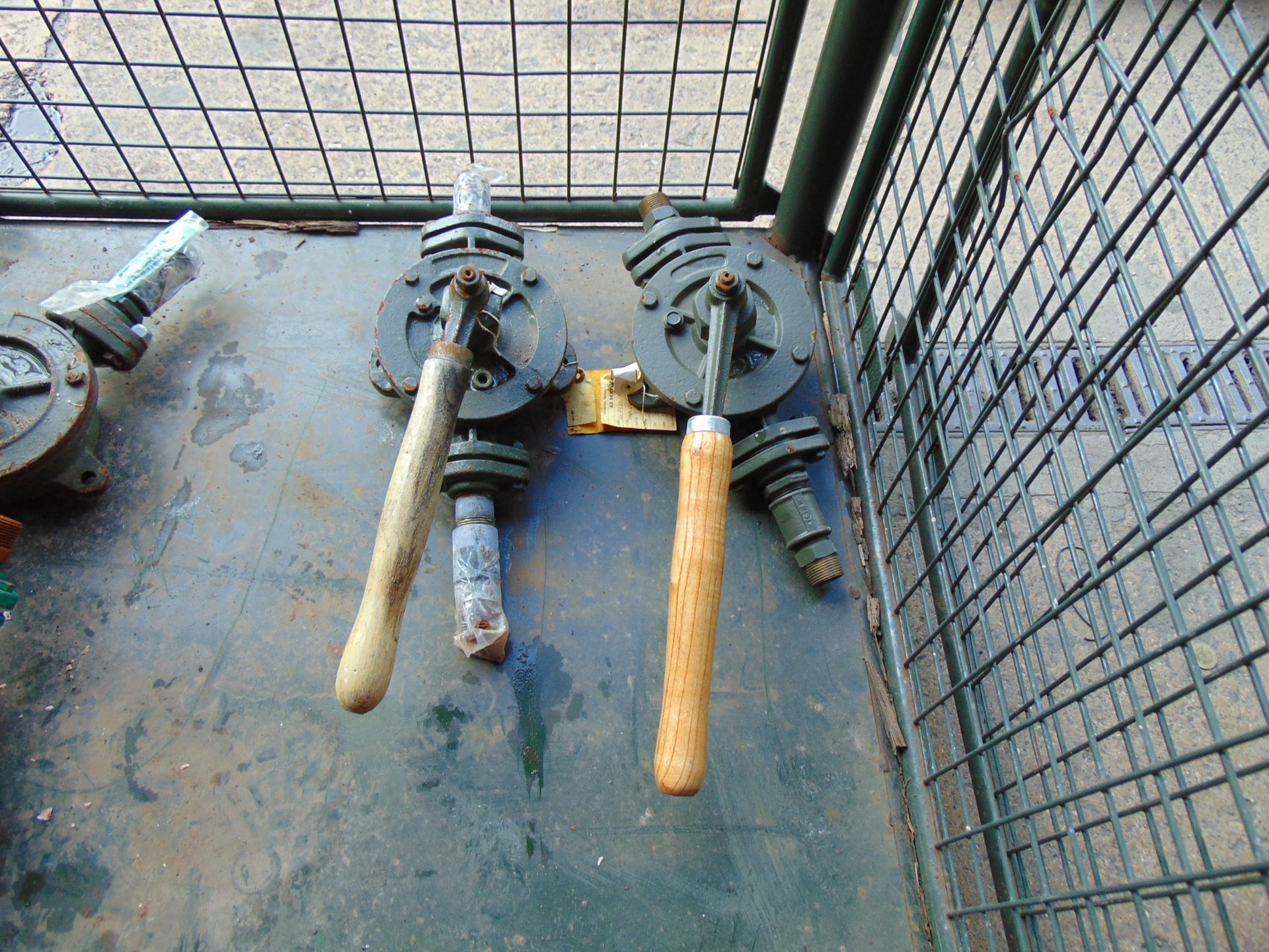 2 x Unissued K2 Rotary Hand Pump - Image 3 of 3