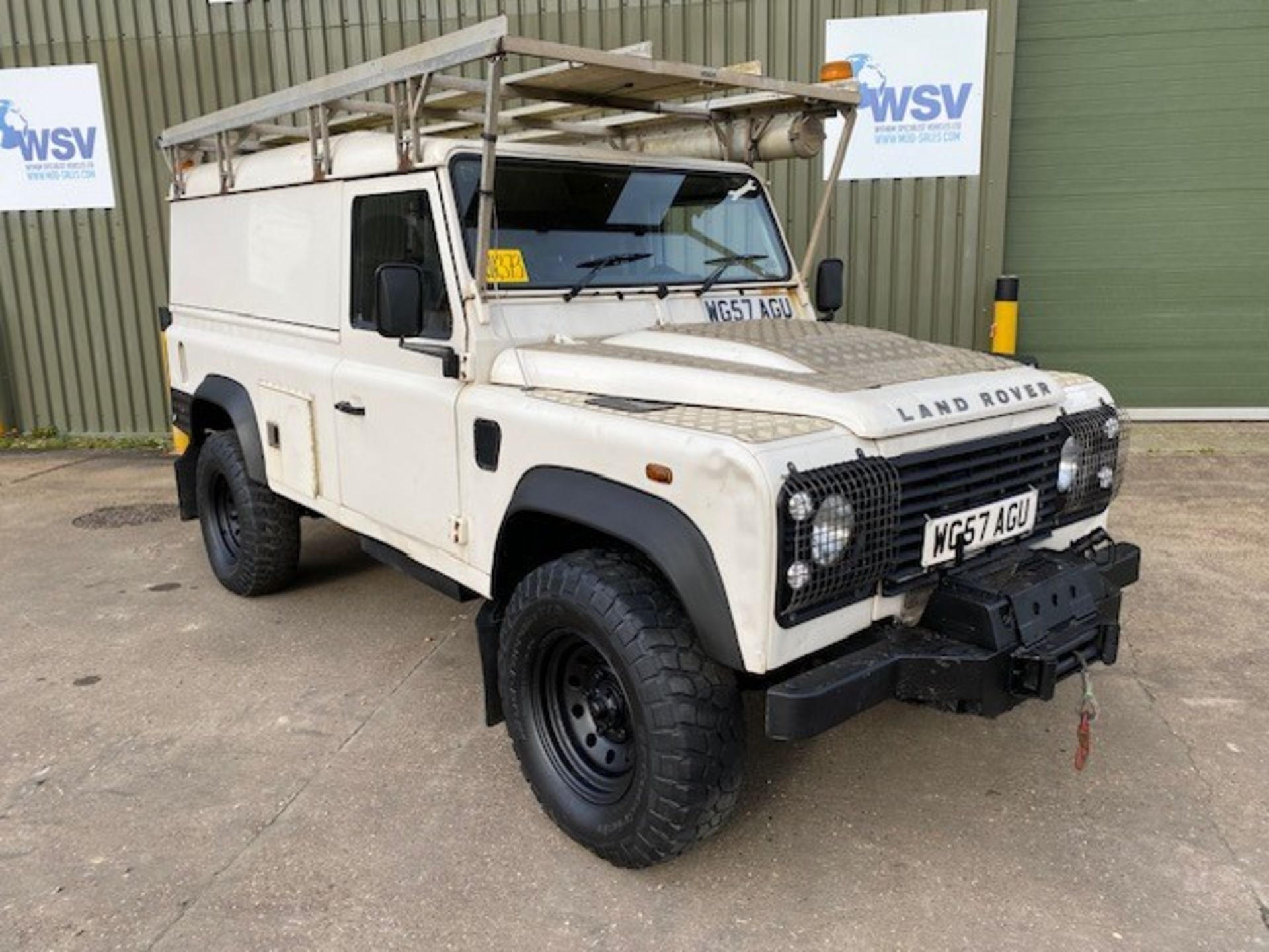 Land Rover Defender 110 Utility - Image 59 of 60