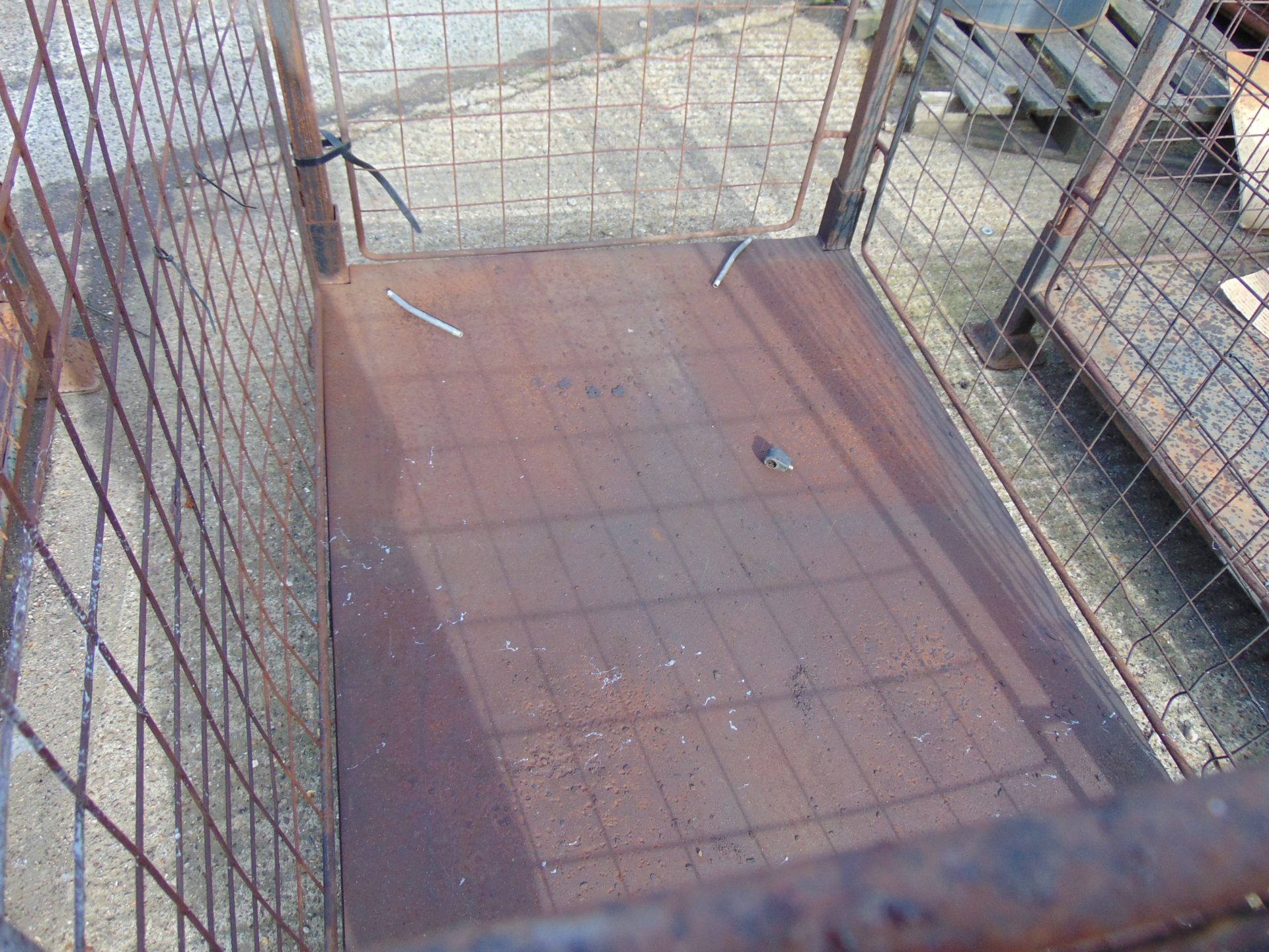 Steel Stacking Stillage with removeable sides and corner posts - Image 2 of 2