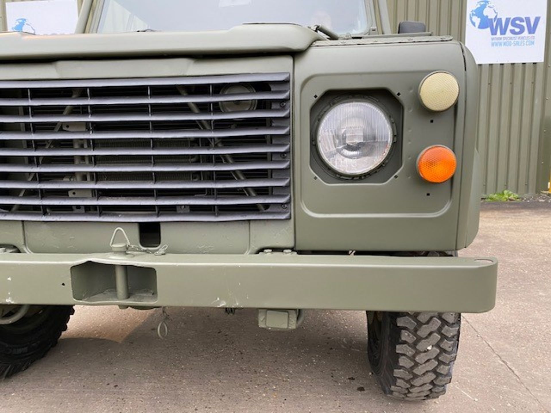 Land Rover Defender 110 Tithonus LHD - Image 14 of 54