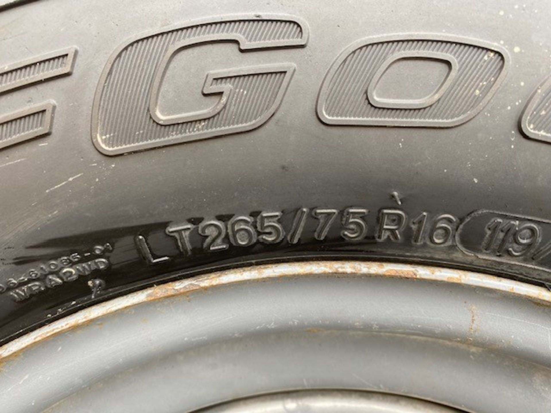 BF Goodrich 265/75R16 wheels and tyres x 4 - Image 10 of 11